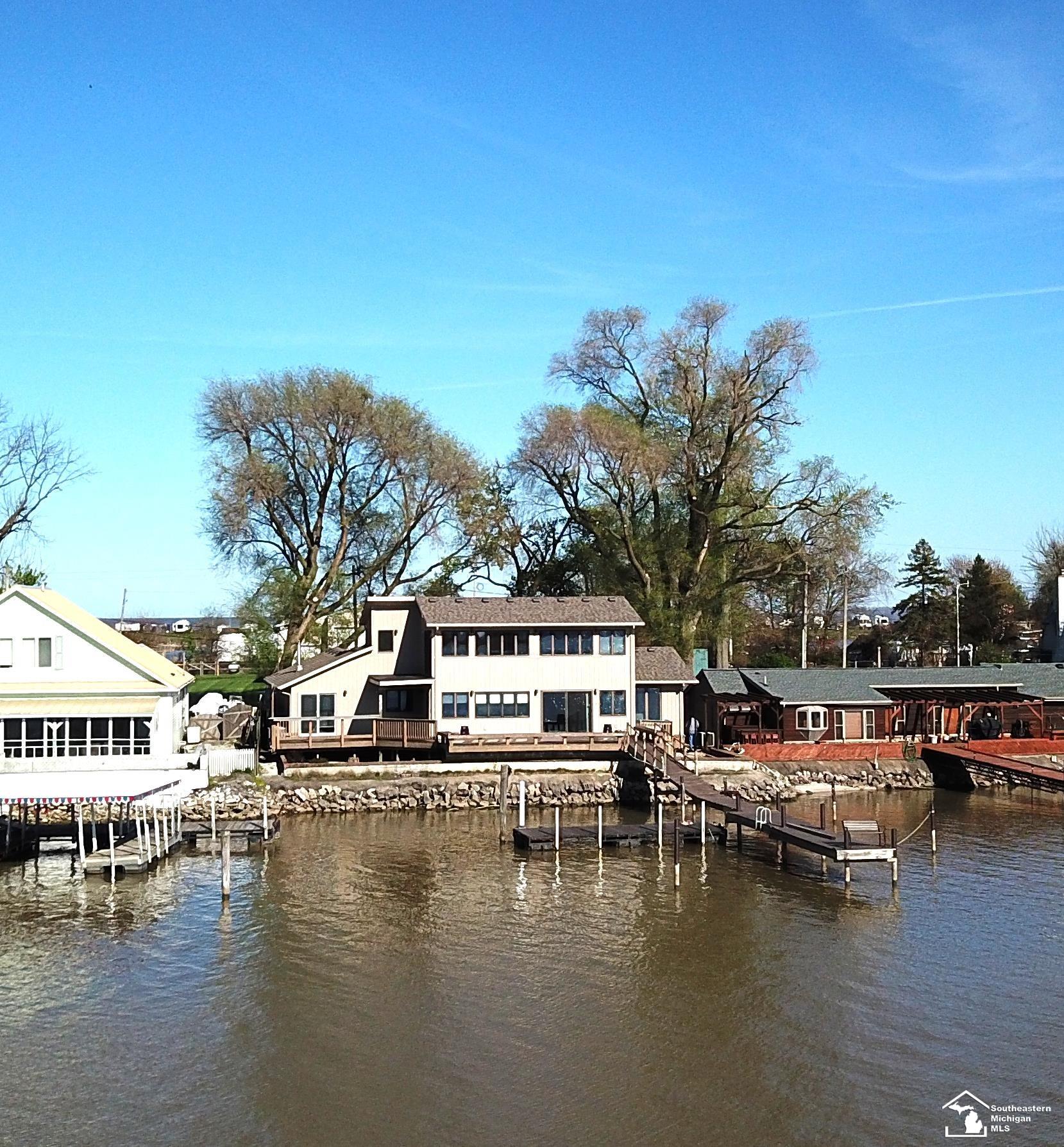 6551 Edgewater Drive, Erie, MI, 48133