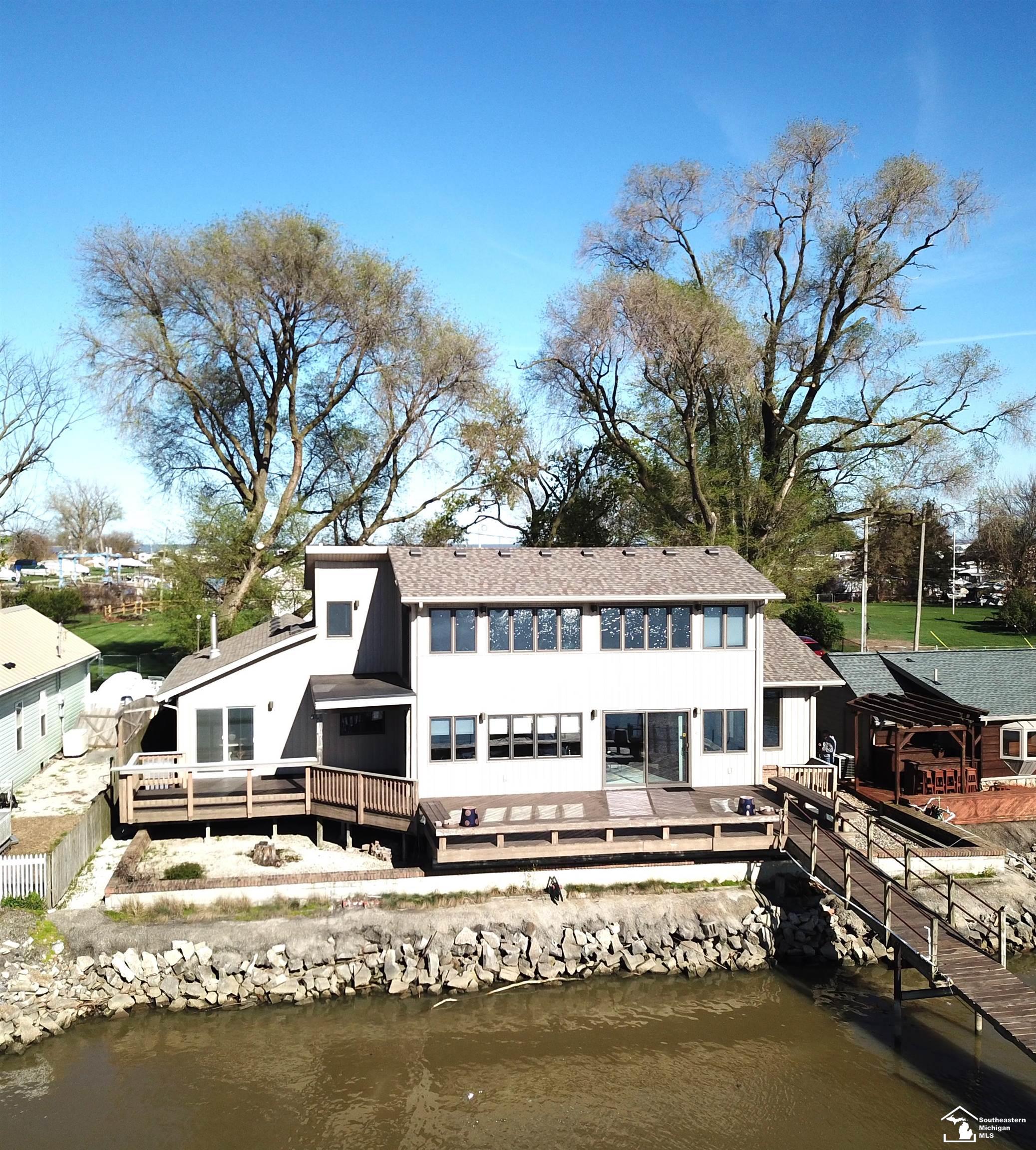 6551 Edgewater Drive, Erie, MI, 48133