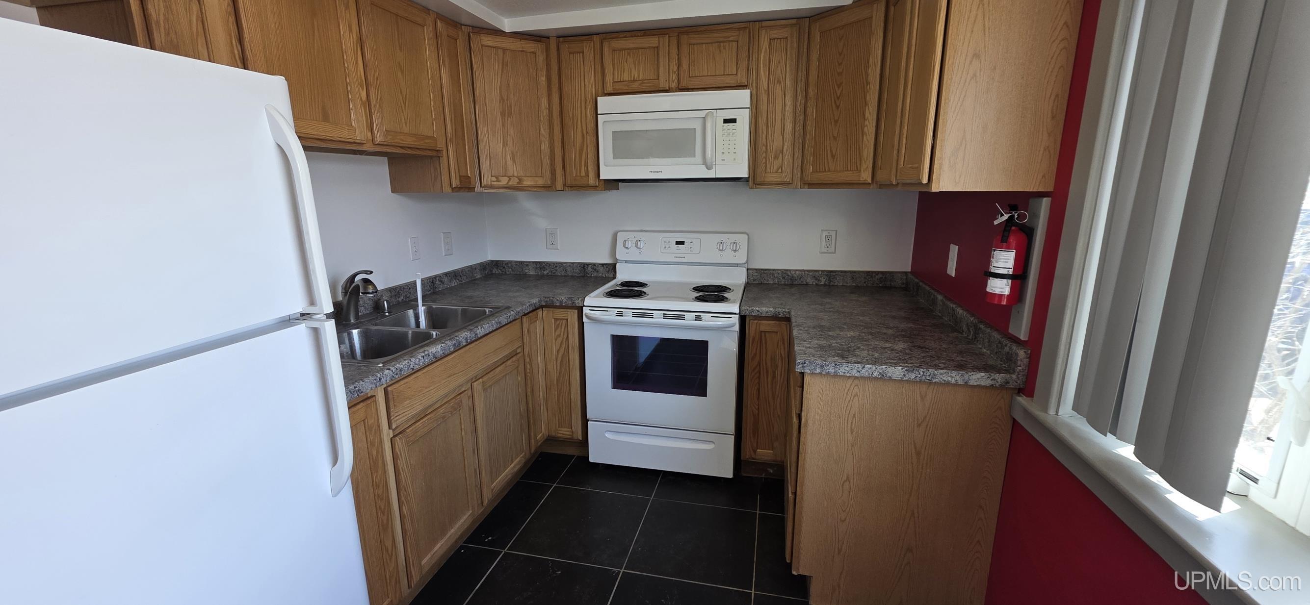 5466 W Third Street