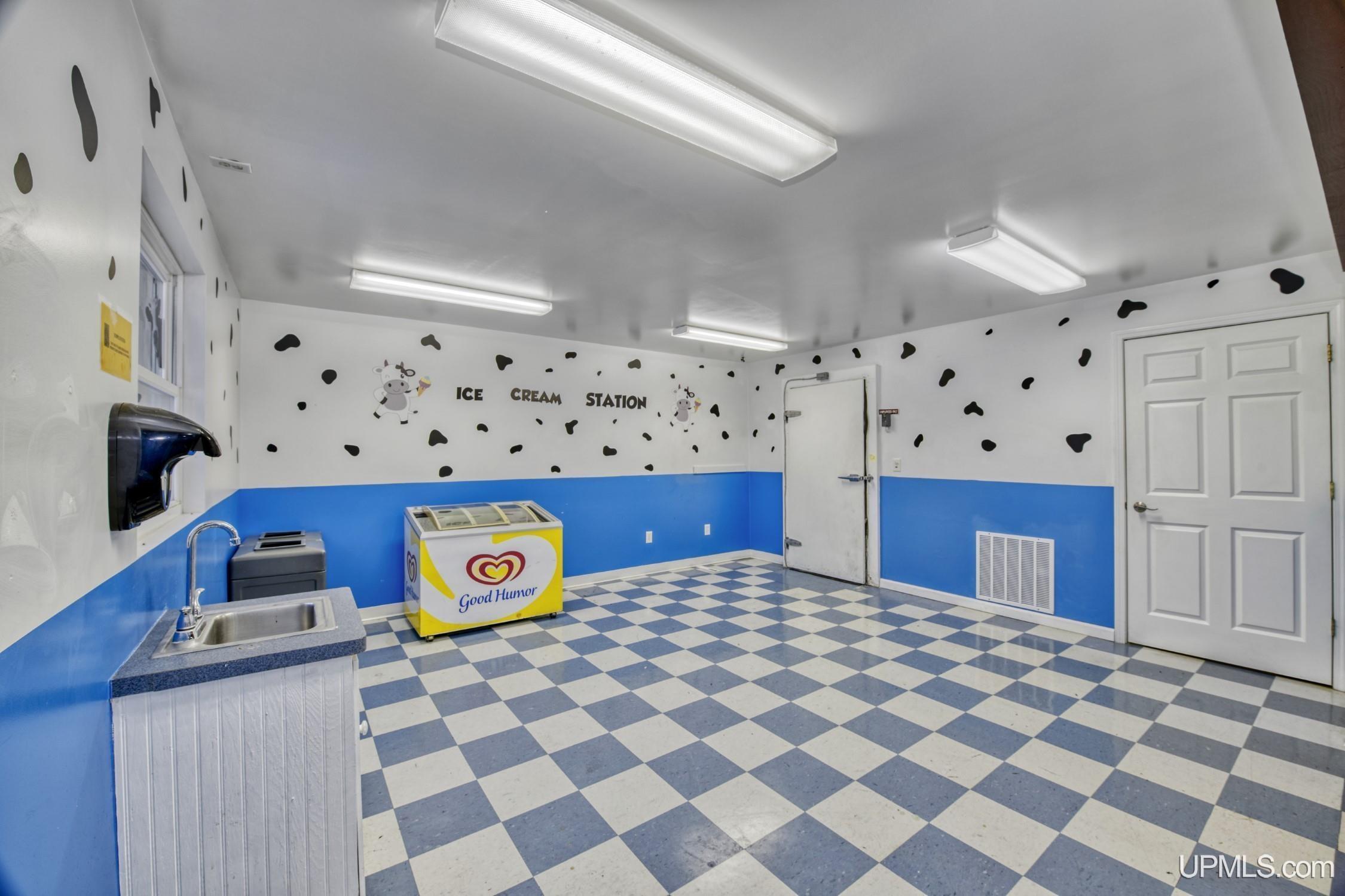 701 N Stephenson Avenue, Iron Mountain, MI, 49801