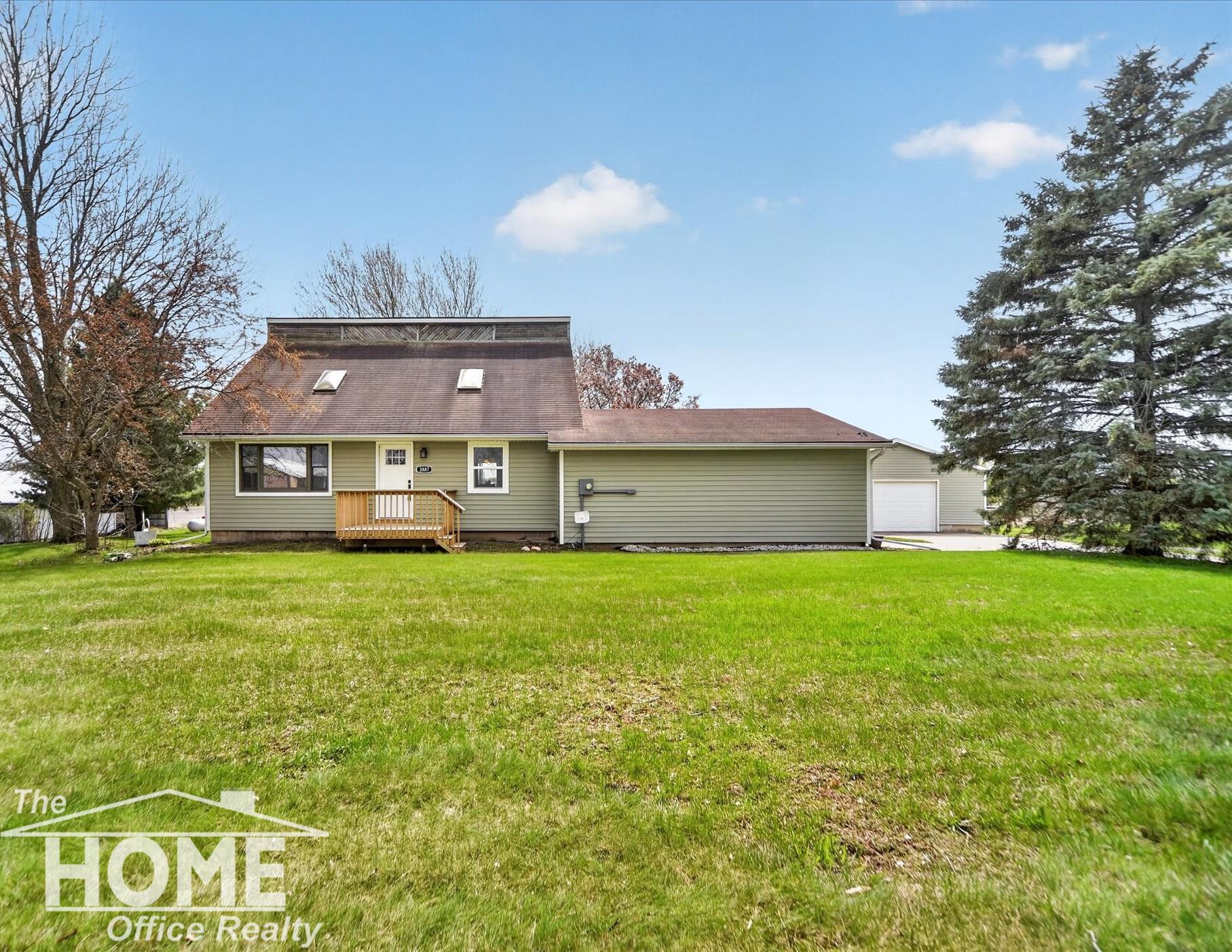 3887 W Brewer Road, Owosso, MI, 48867