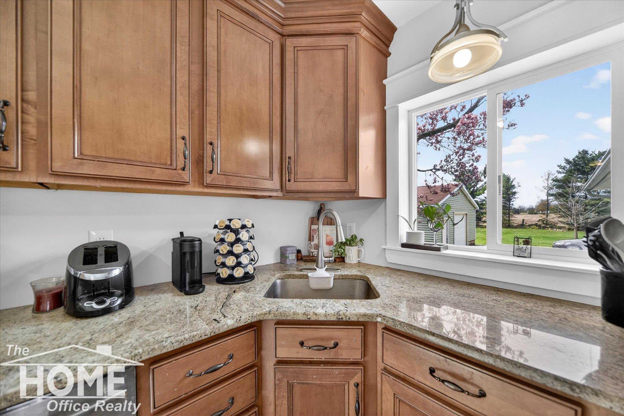 3887 W Brewer Road, Owosso, MI, 48867