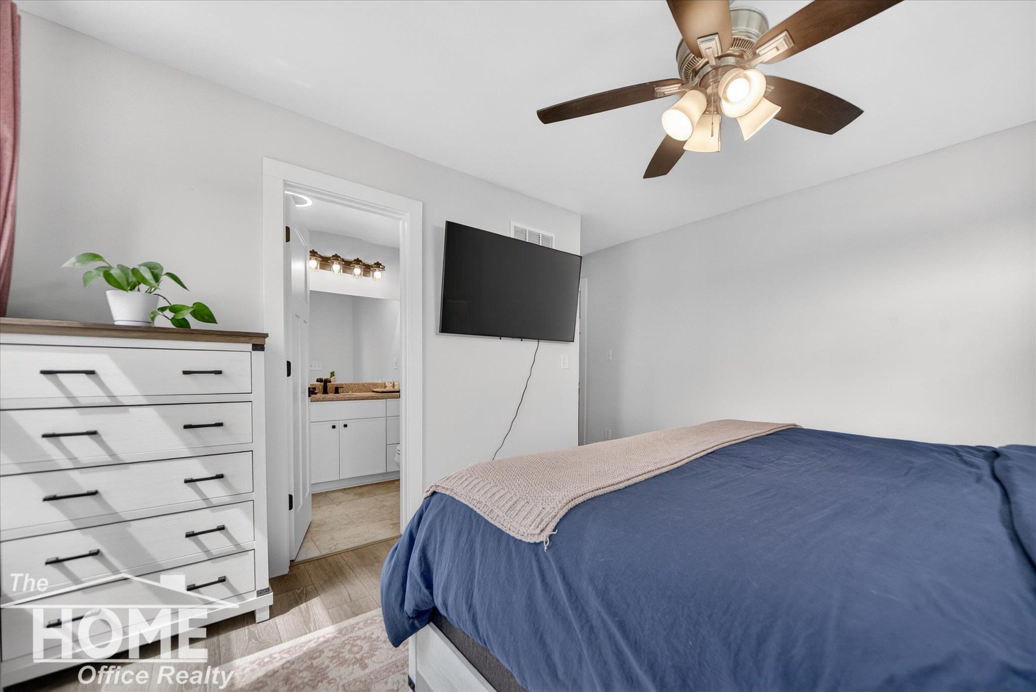 3887 W Brewer Road, Owosso, MI, 48867