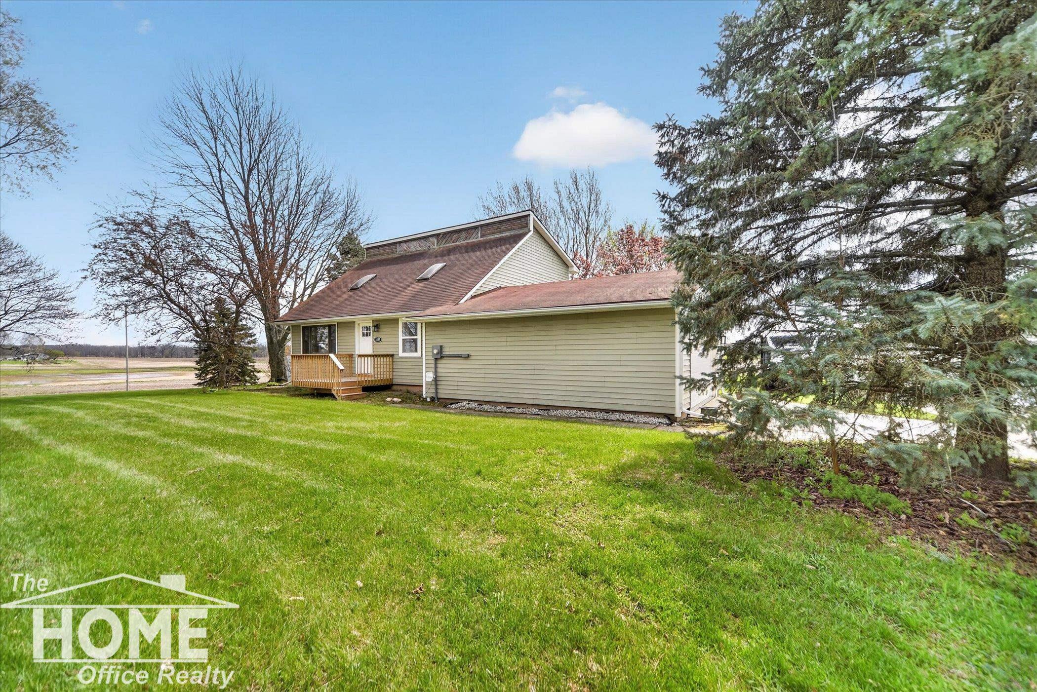 3887 W Brewer Road, Owosso, MI, 48867