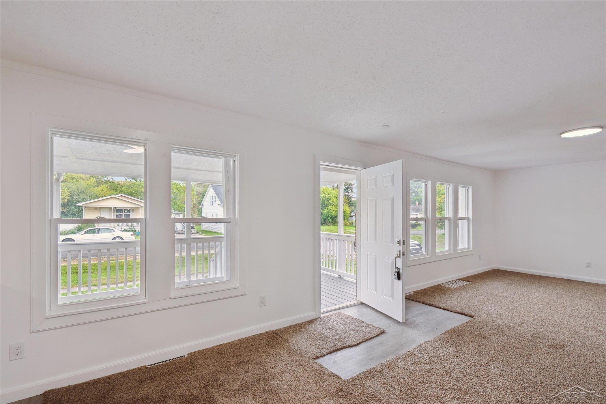 Photo 3 of Single family home for sale at 755 Sherman Rd, Saginaw, MI 48604 | MLS# 61050205247 | Listing updated on 2026-09-17