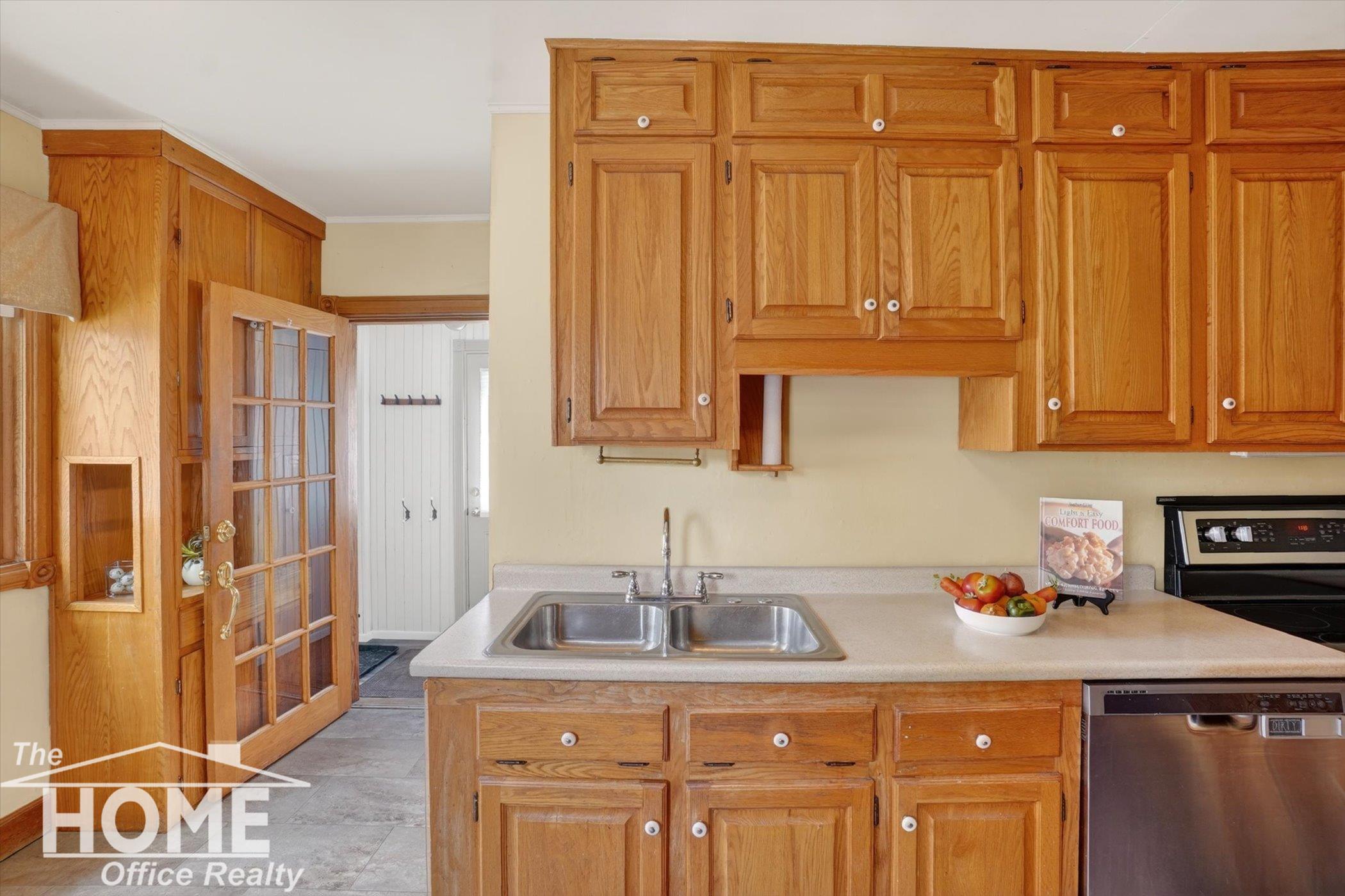 323 Goodhue Street, Owosso, MI, 48867