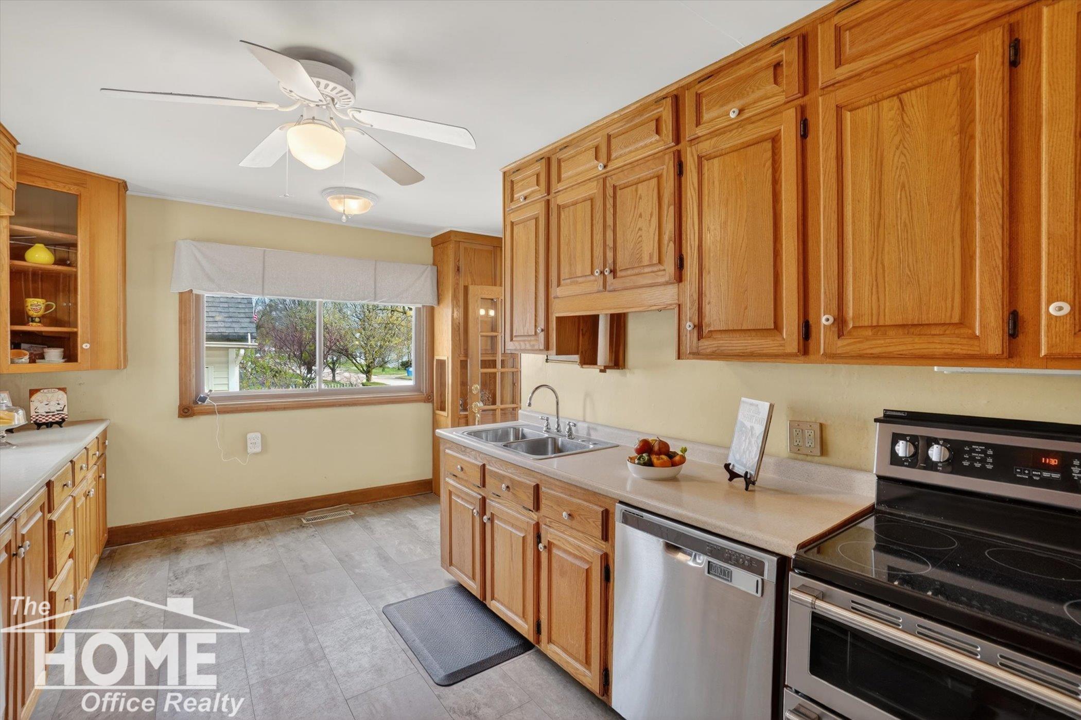 323 Goodhue Street, Owosso, MI, 48867