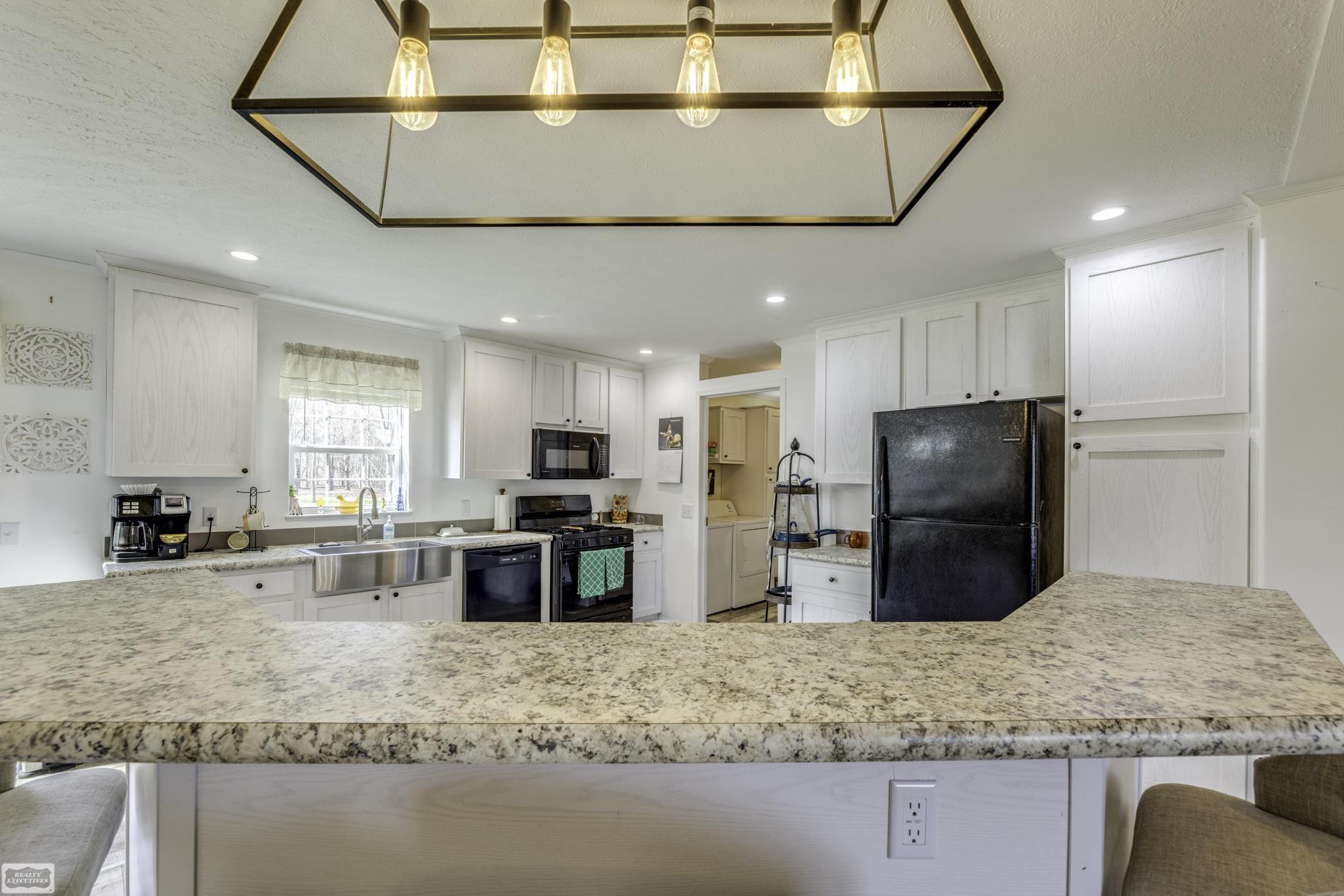 9559 Arnold Drive, Ira, MI, 48023