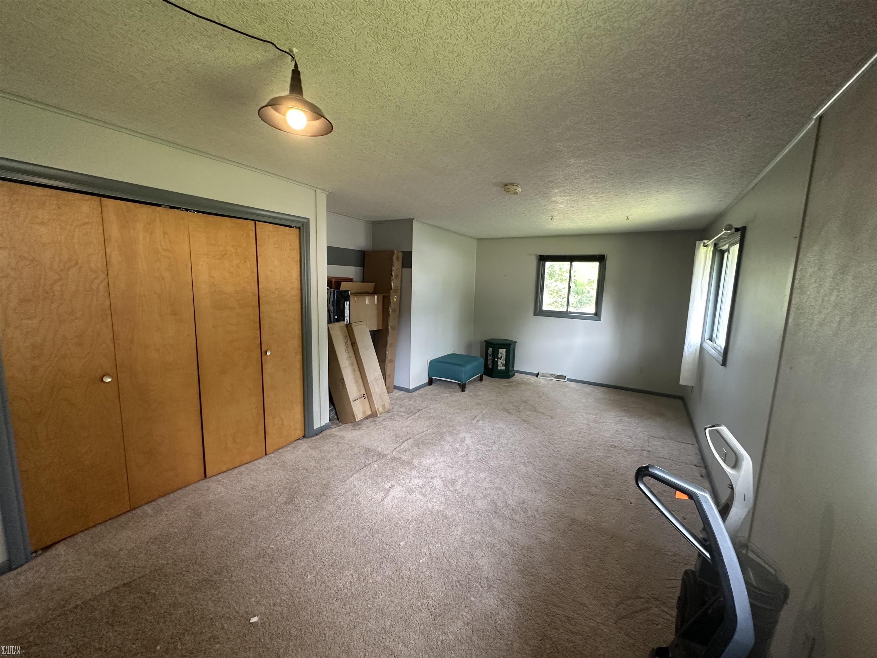 228 Indian Road, Pennfield, MI, 49017