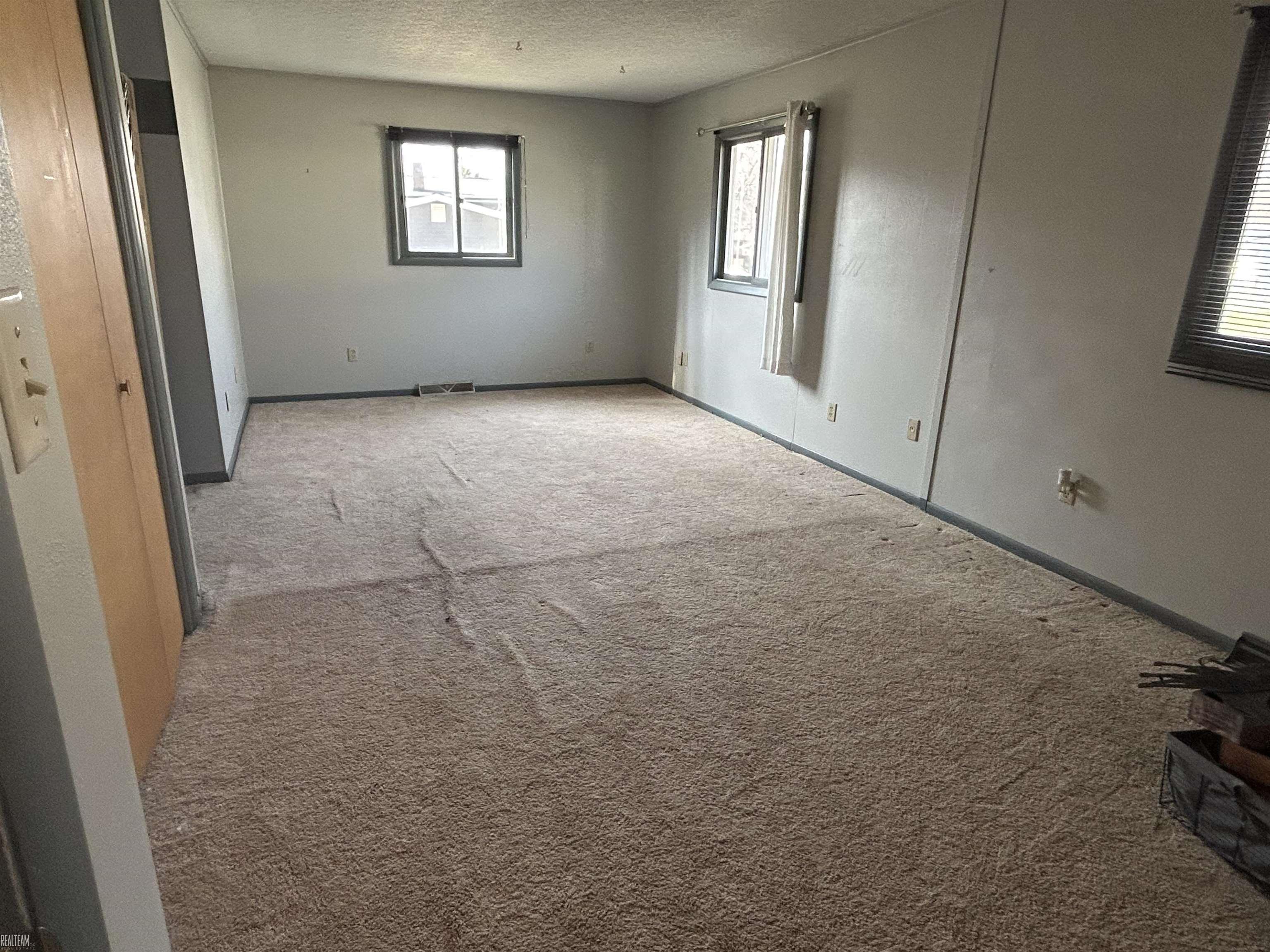 228 Indian Road, Pennfield, MI, 49017