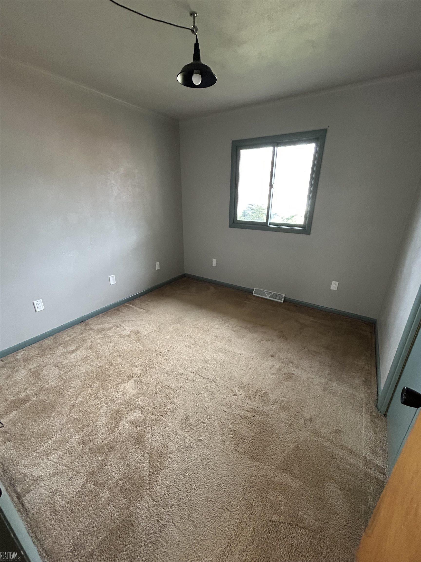 228 Indian Road, Pennfield, MI, 49017