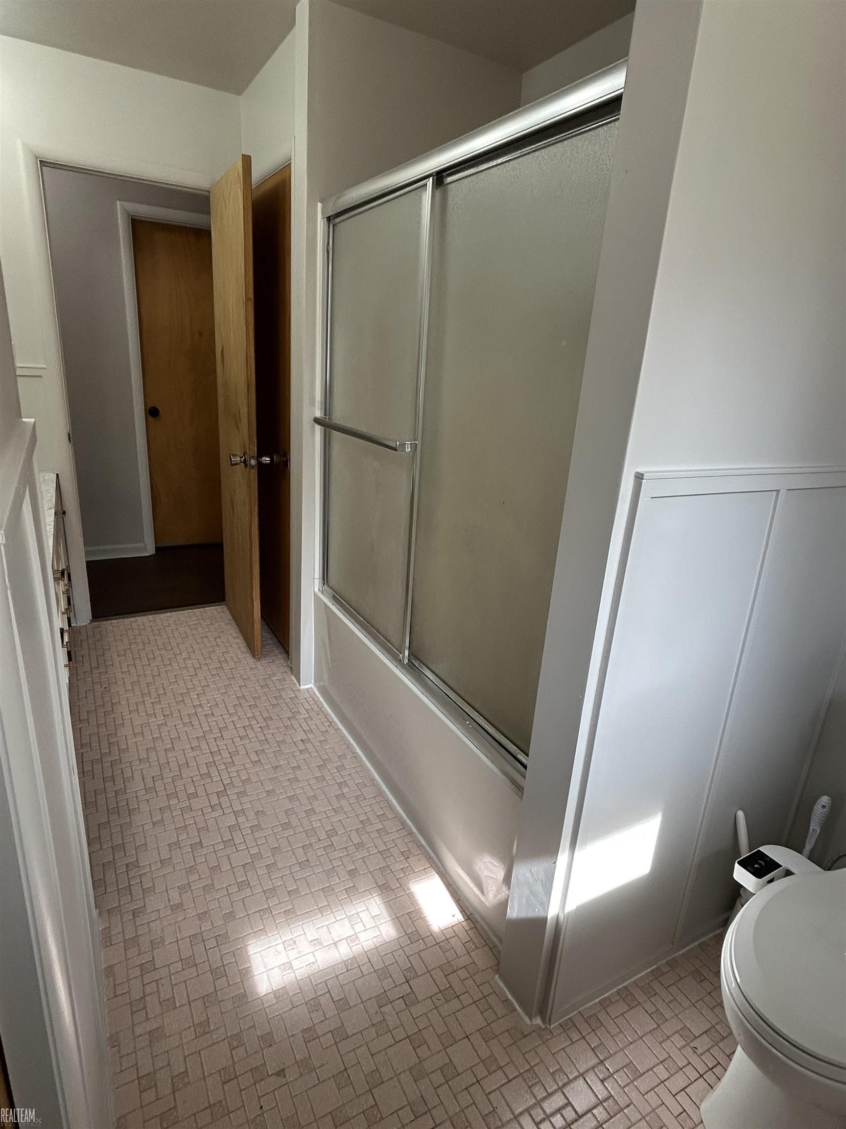 228 Indian Road, Pennfield, MI, 49017