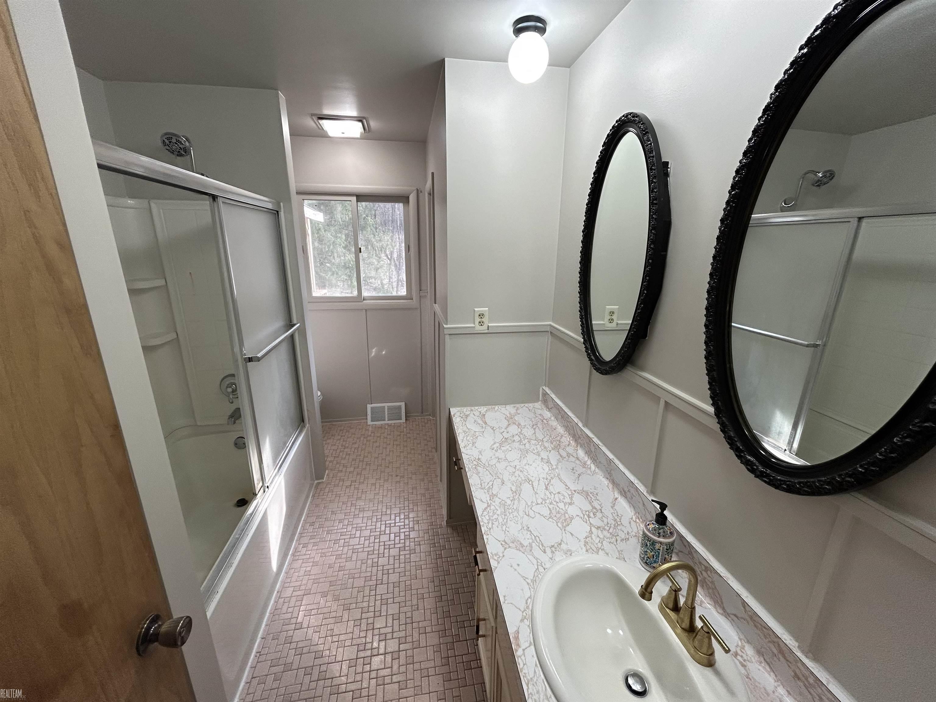 228 Indian Road, Pennfield, MI, 49017