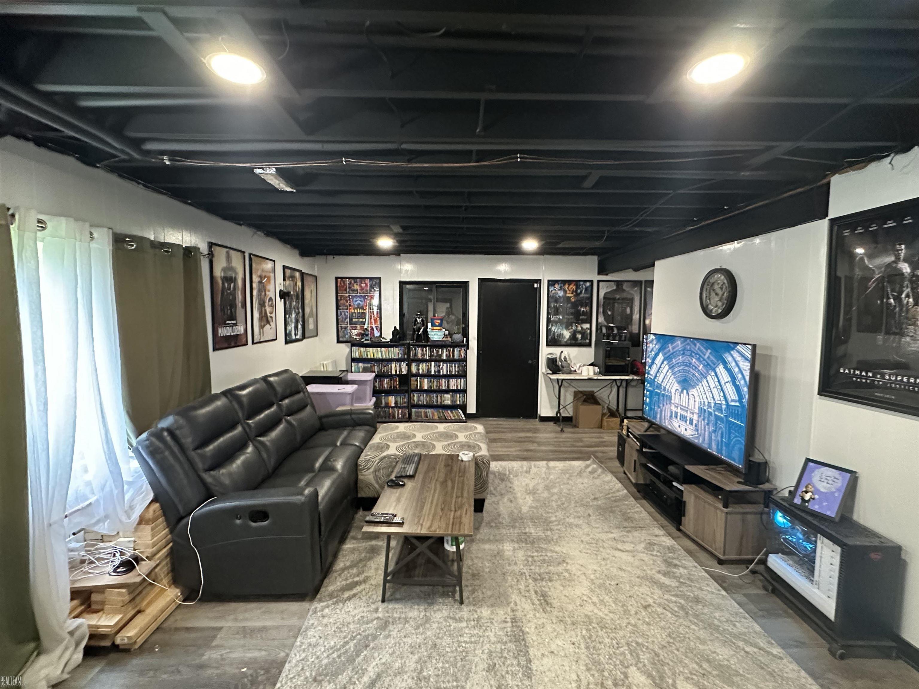 228 Indian Road, Pennfield, MI, 49017