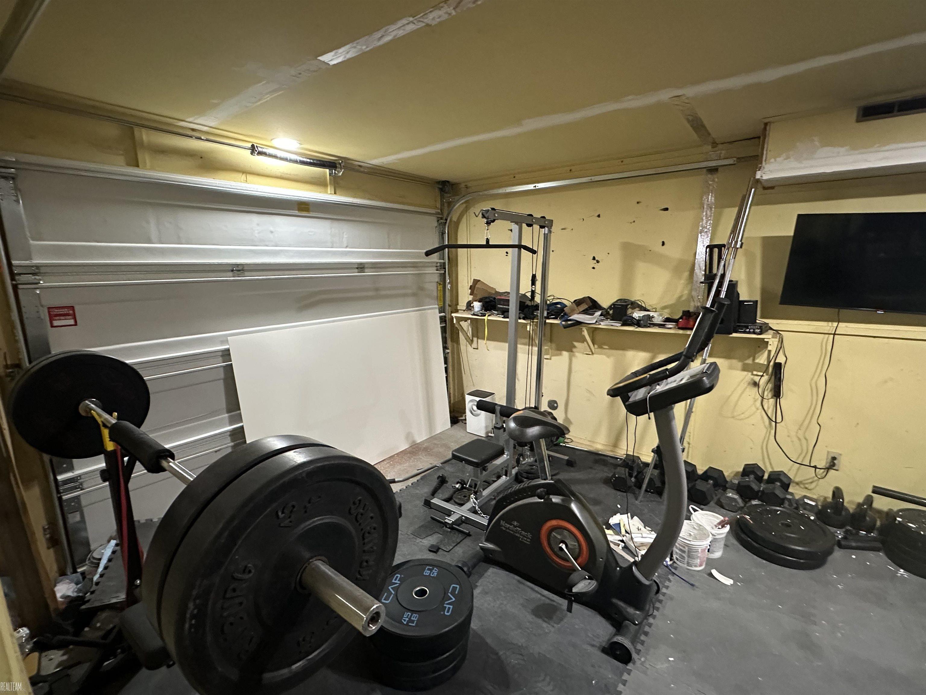 228 Indian Road, Pennfield, MI, 49017