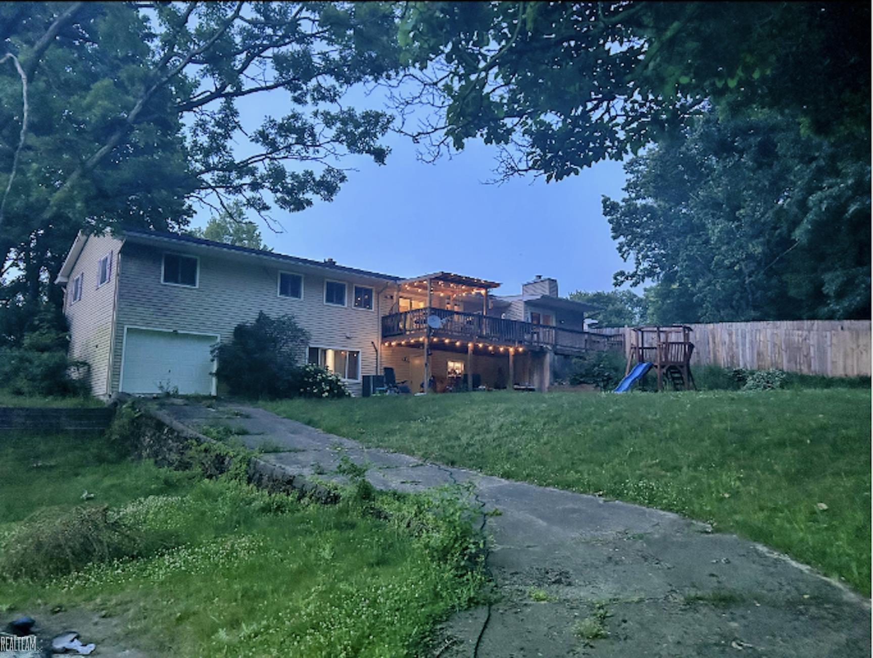 228 Indian Road, Pennfield, MI, 49017