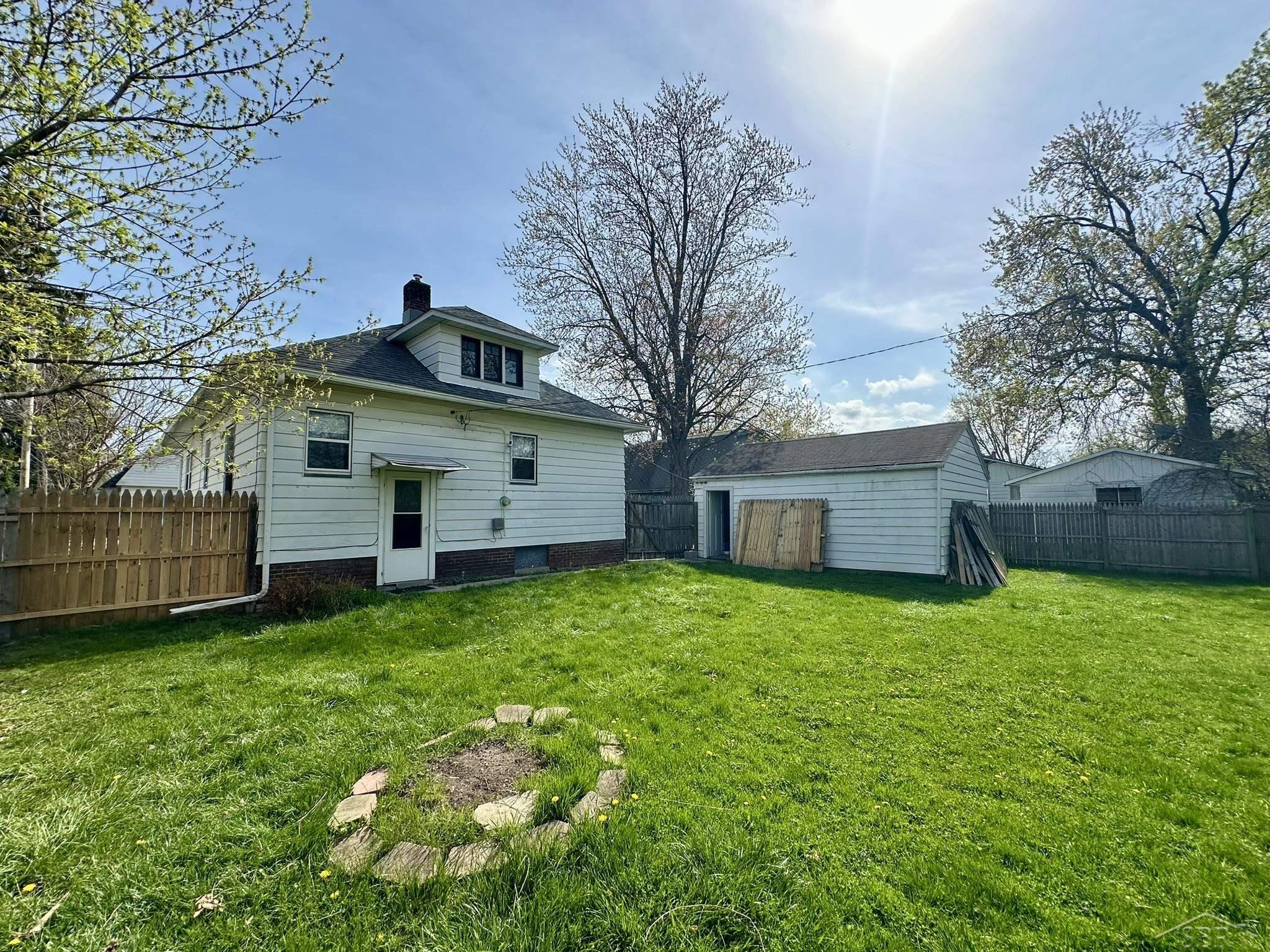 1415 Lyon Street, Saginaw, MI, 48602