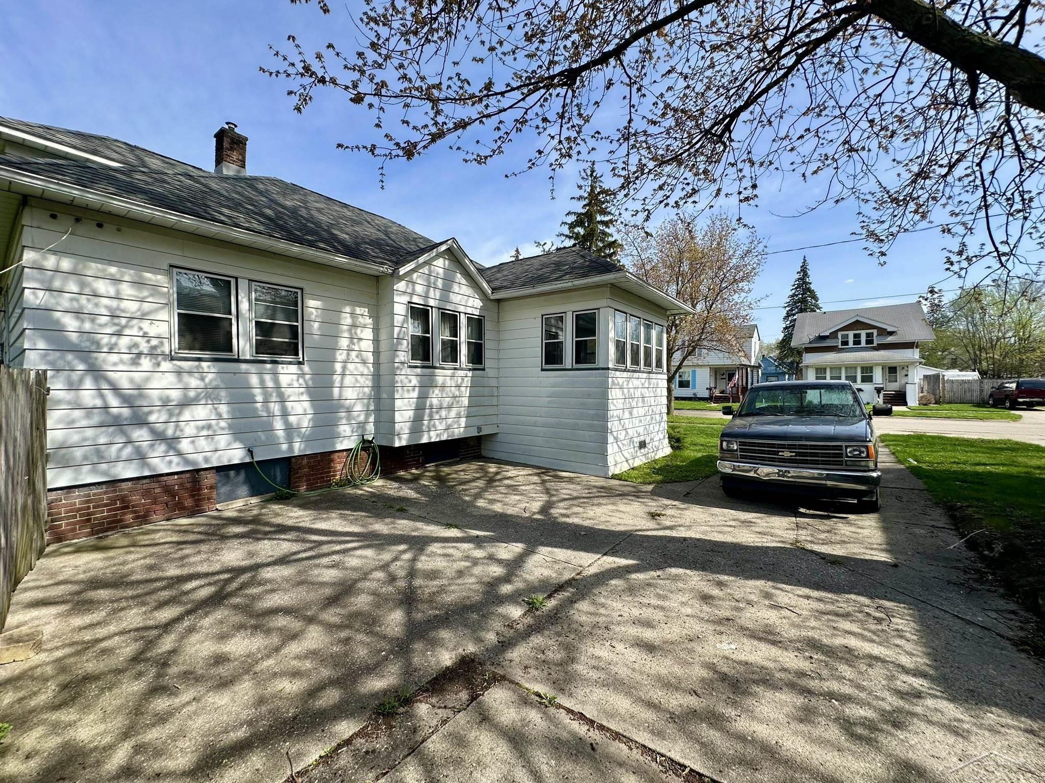 1415 Lyon Street, Saginaw, MI, 48602