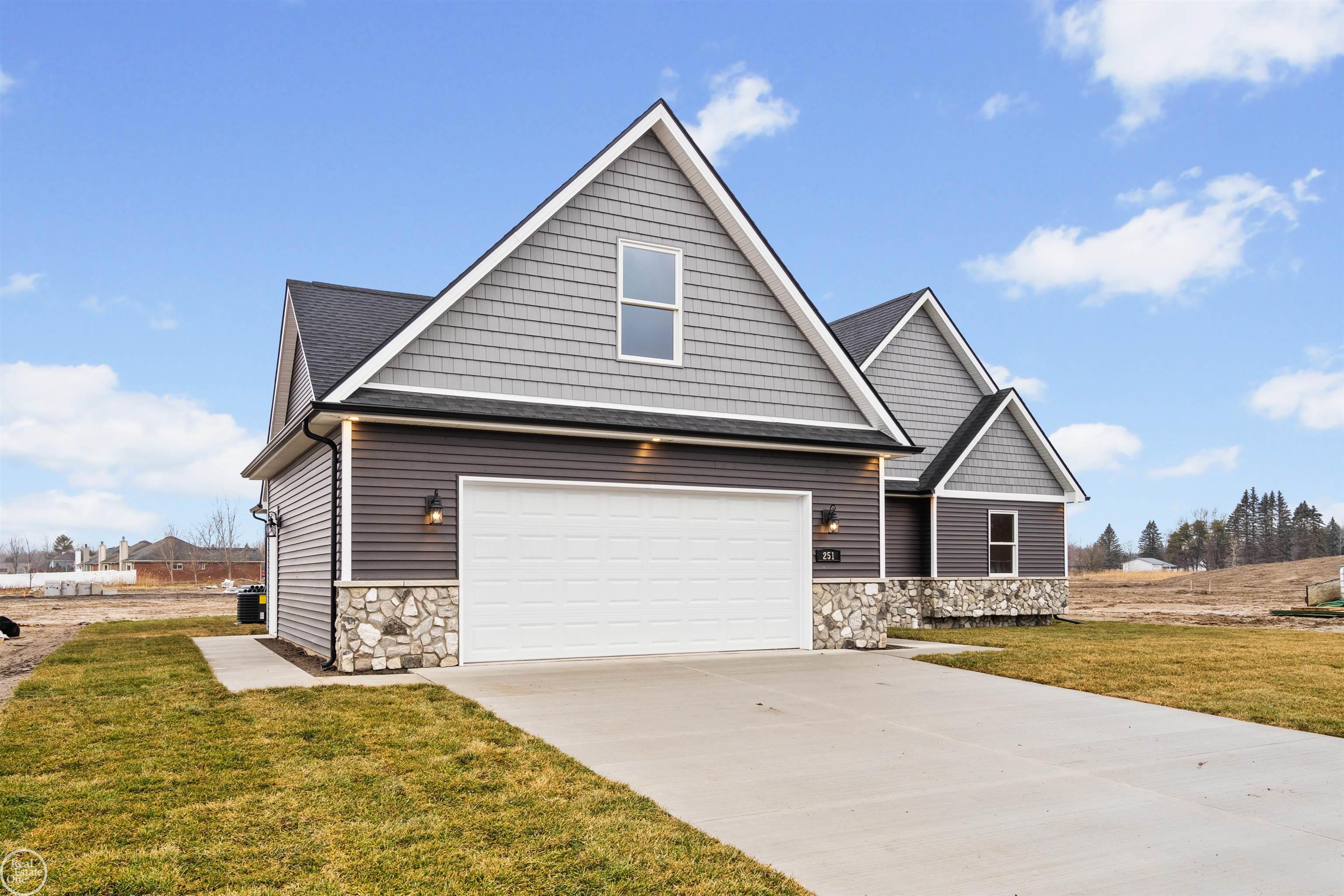 2 Riley Road, Saint Clair, MI, 48079