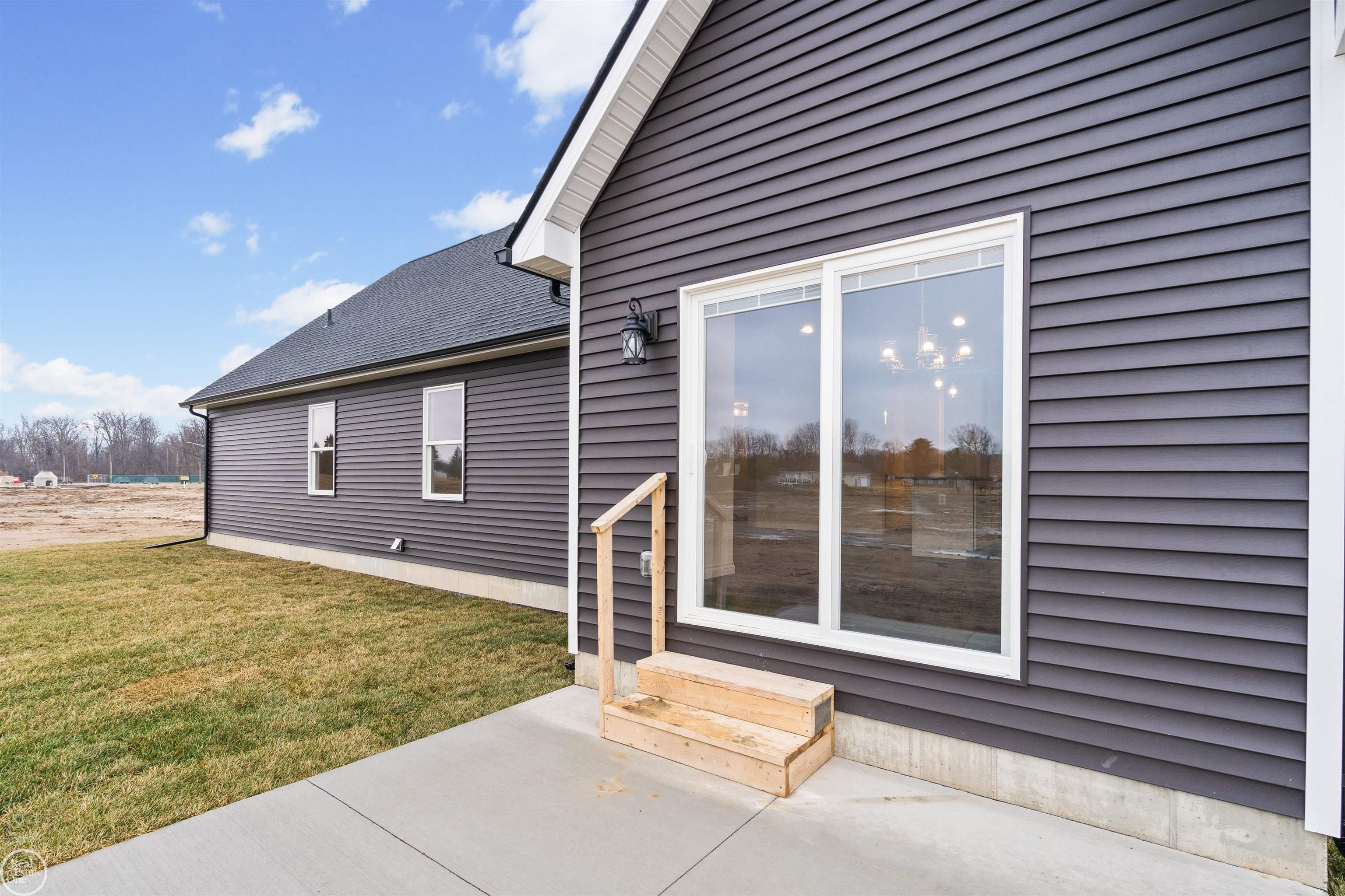 2 Riley Road, Saint Clair, MI, 48079