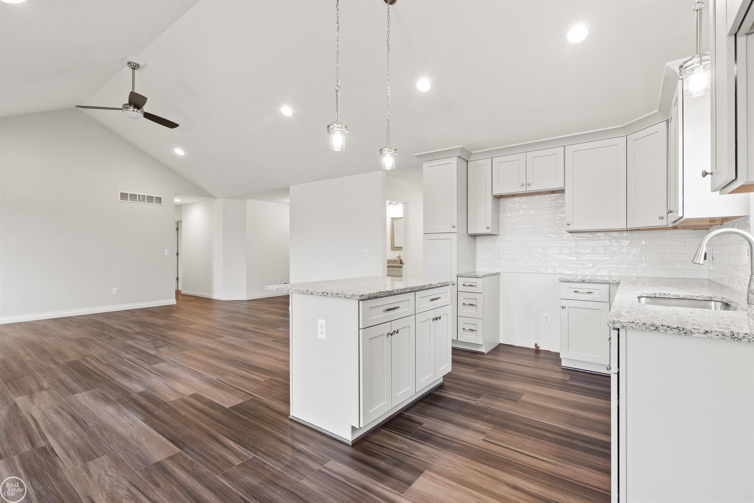 2 Riley Road, Saint Clair, MI, 48079