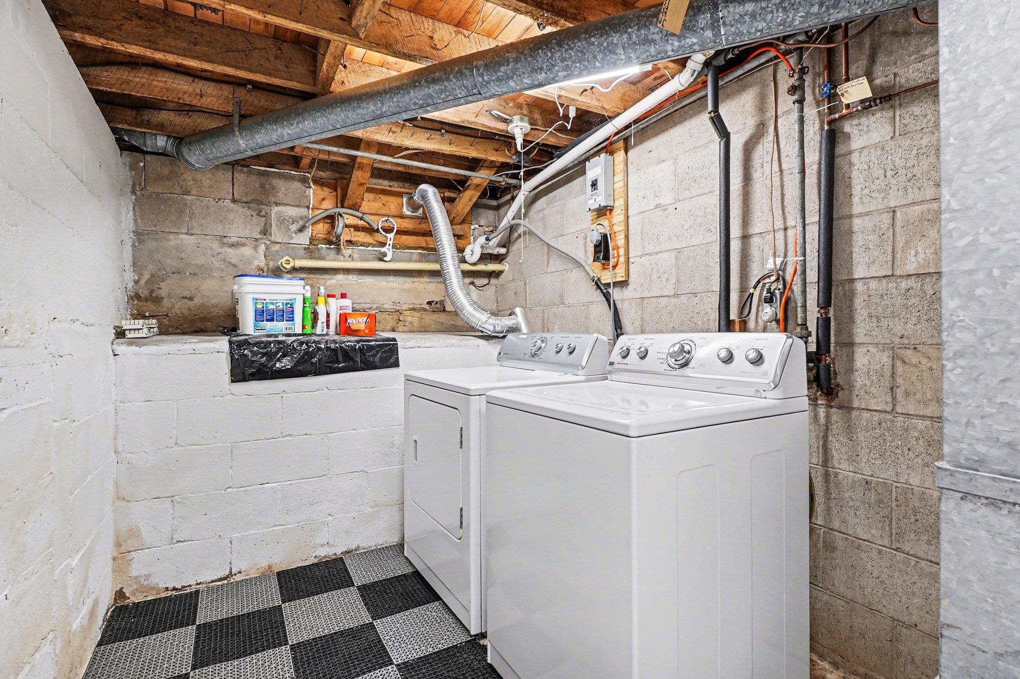 1695 Park Drive, Alger, MI, 48610