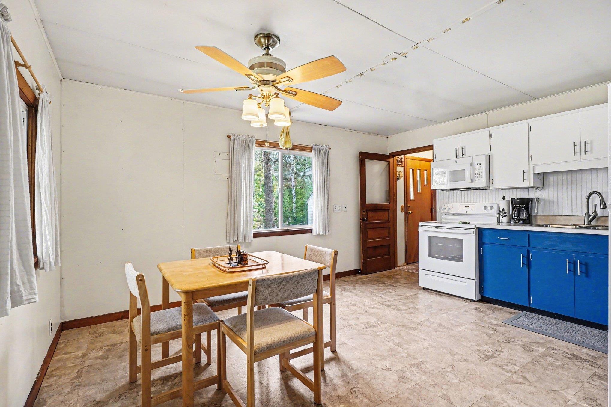 1695 Park Drive, Alger, MI, 48610