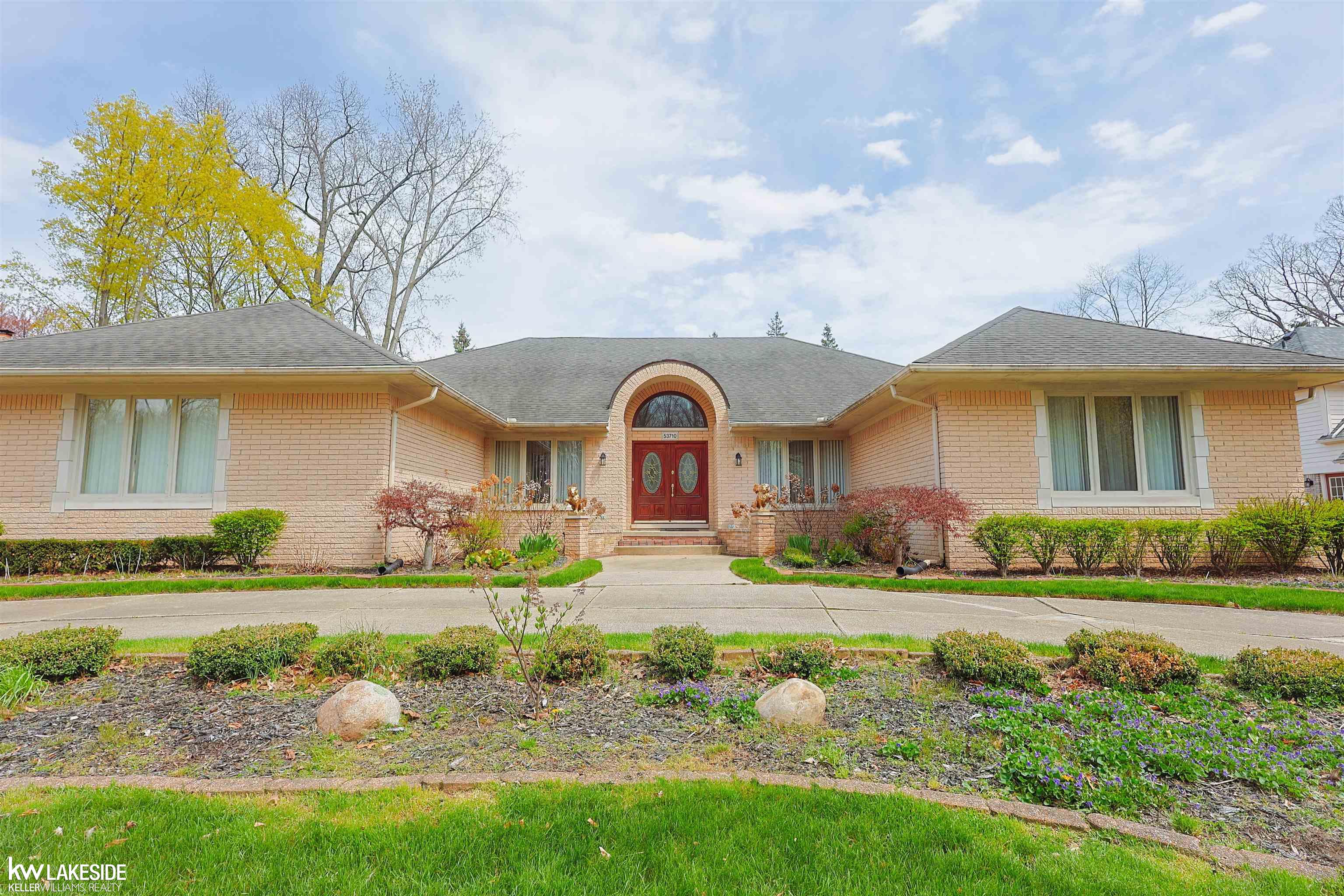 53710 Wellington Drive, Shelby, MI, 48315