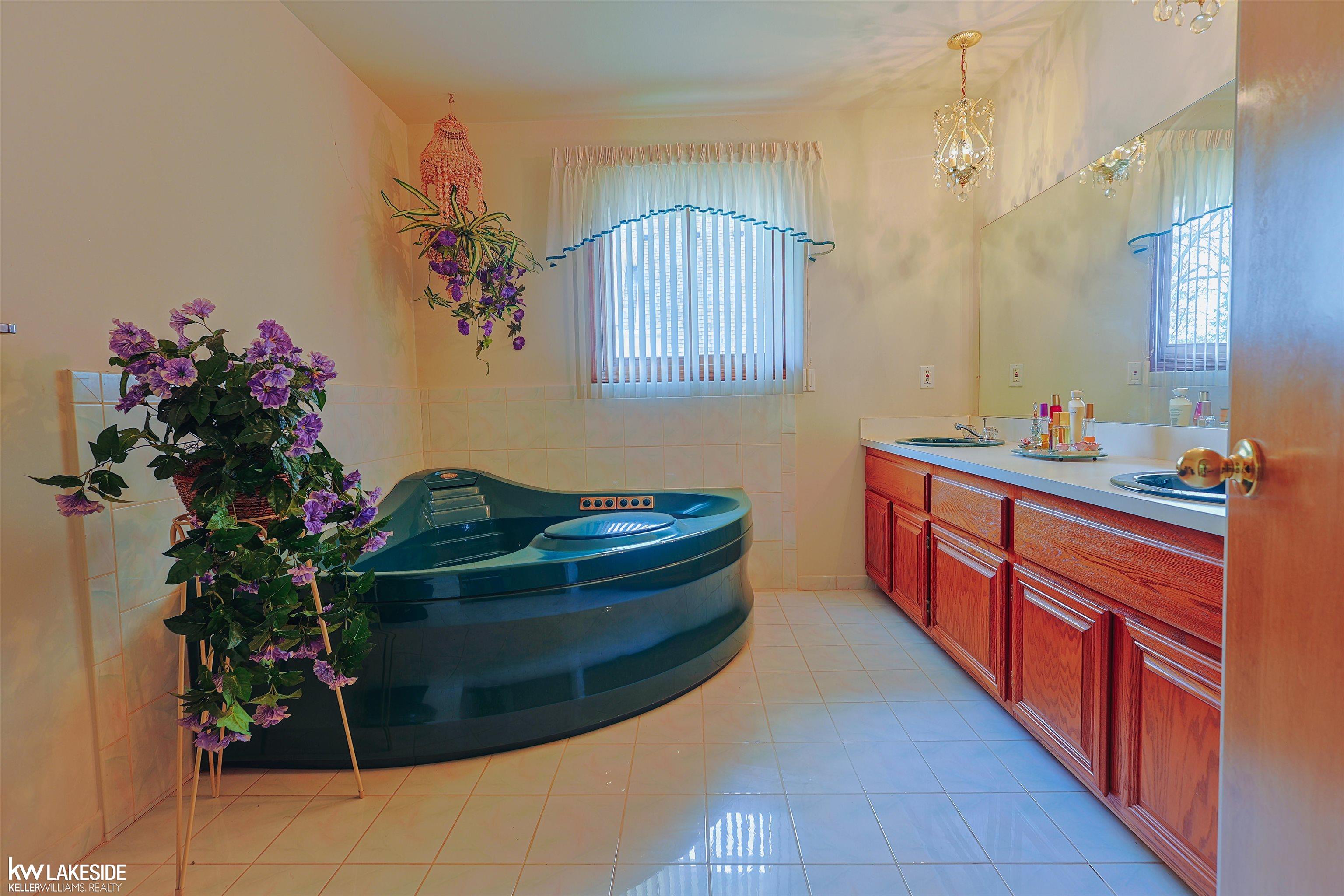 53710 Wellington Drive, Shelby, MI, 48315