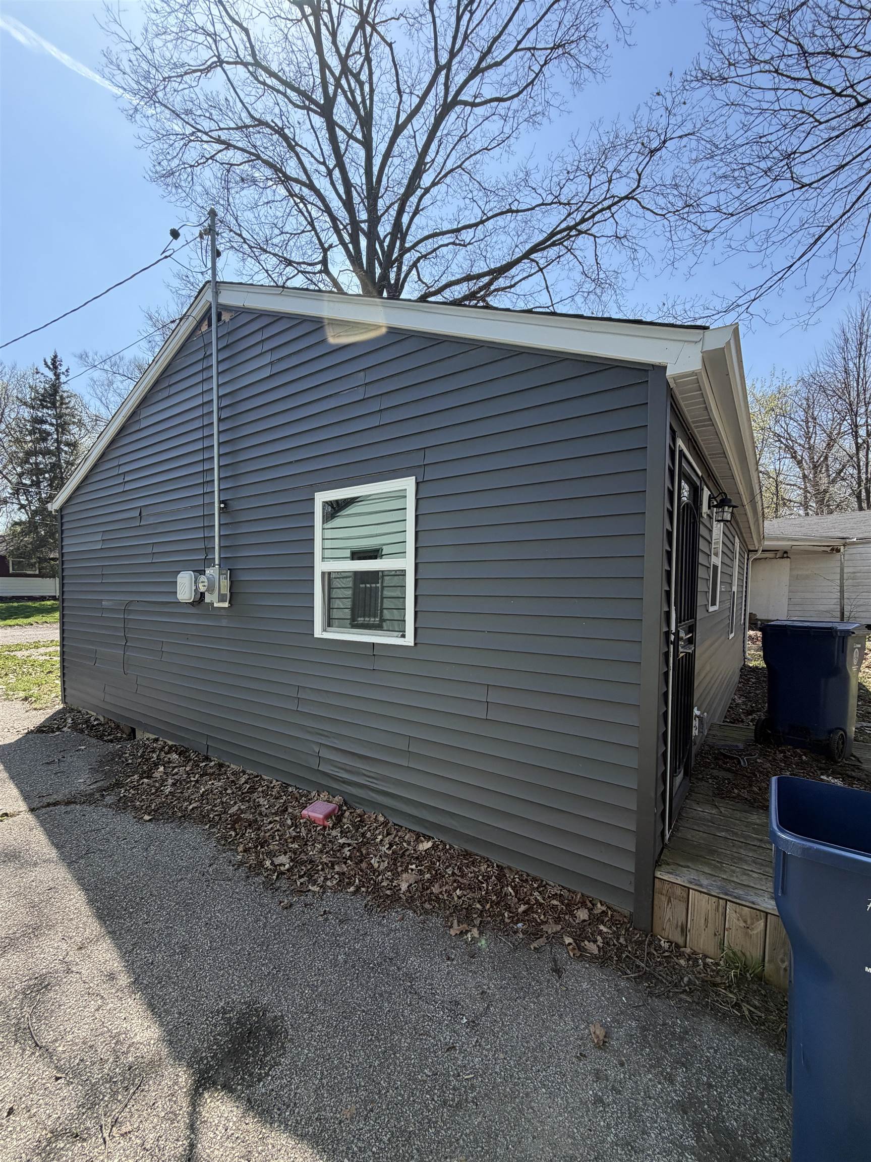 412 W Gracelawn Avenue, Flint, MI, 48505-6114