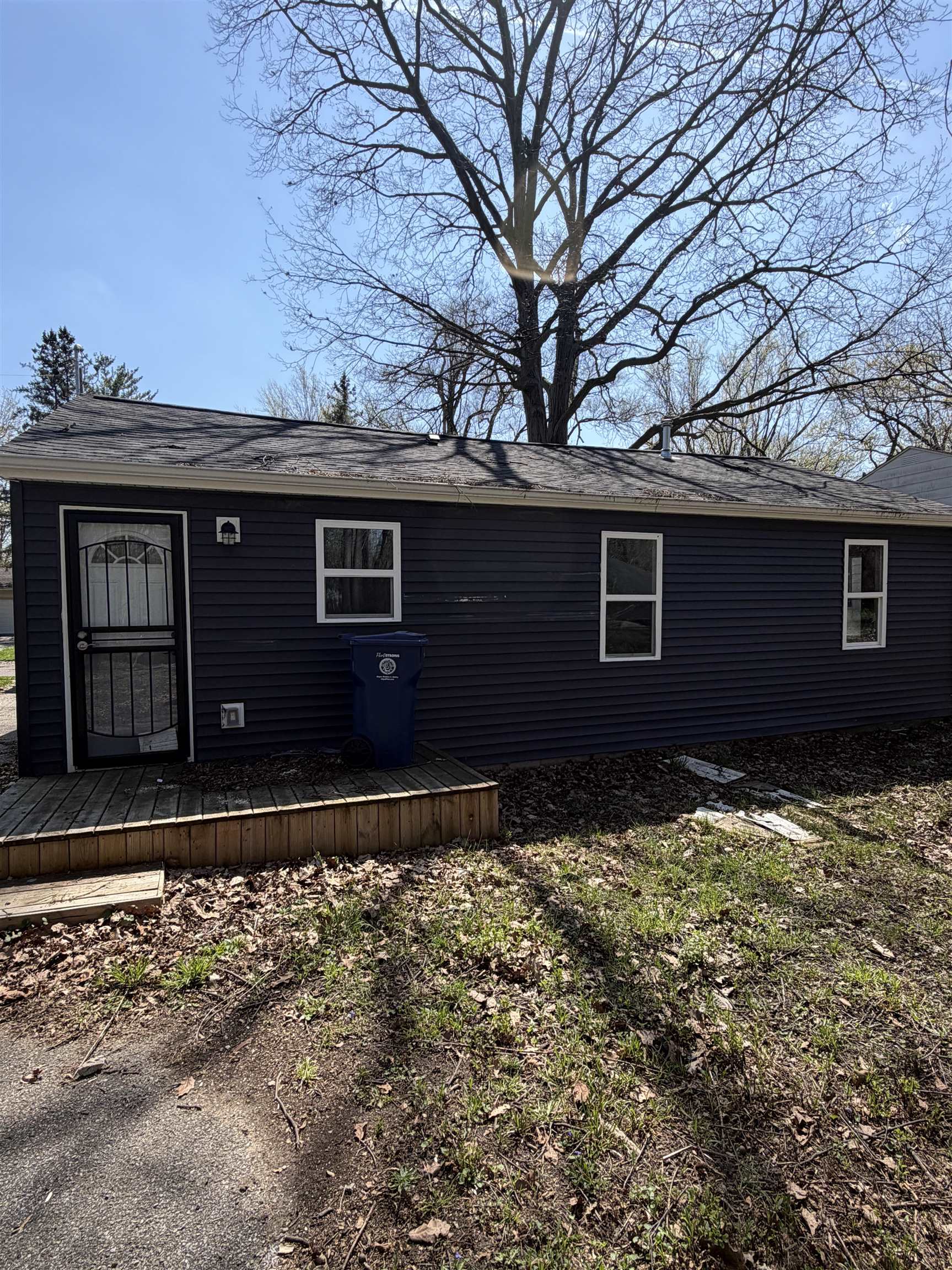 412 W Gracelawn Avenue, Flint, MI, 48505-6114