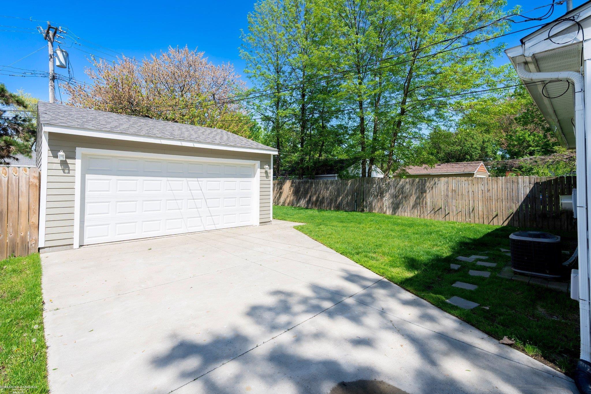 21525 Brys Drive, Saint Clair Shores, MI, 48080