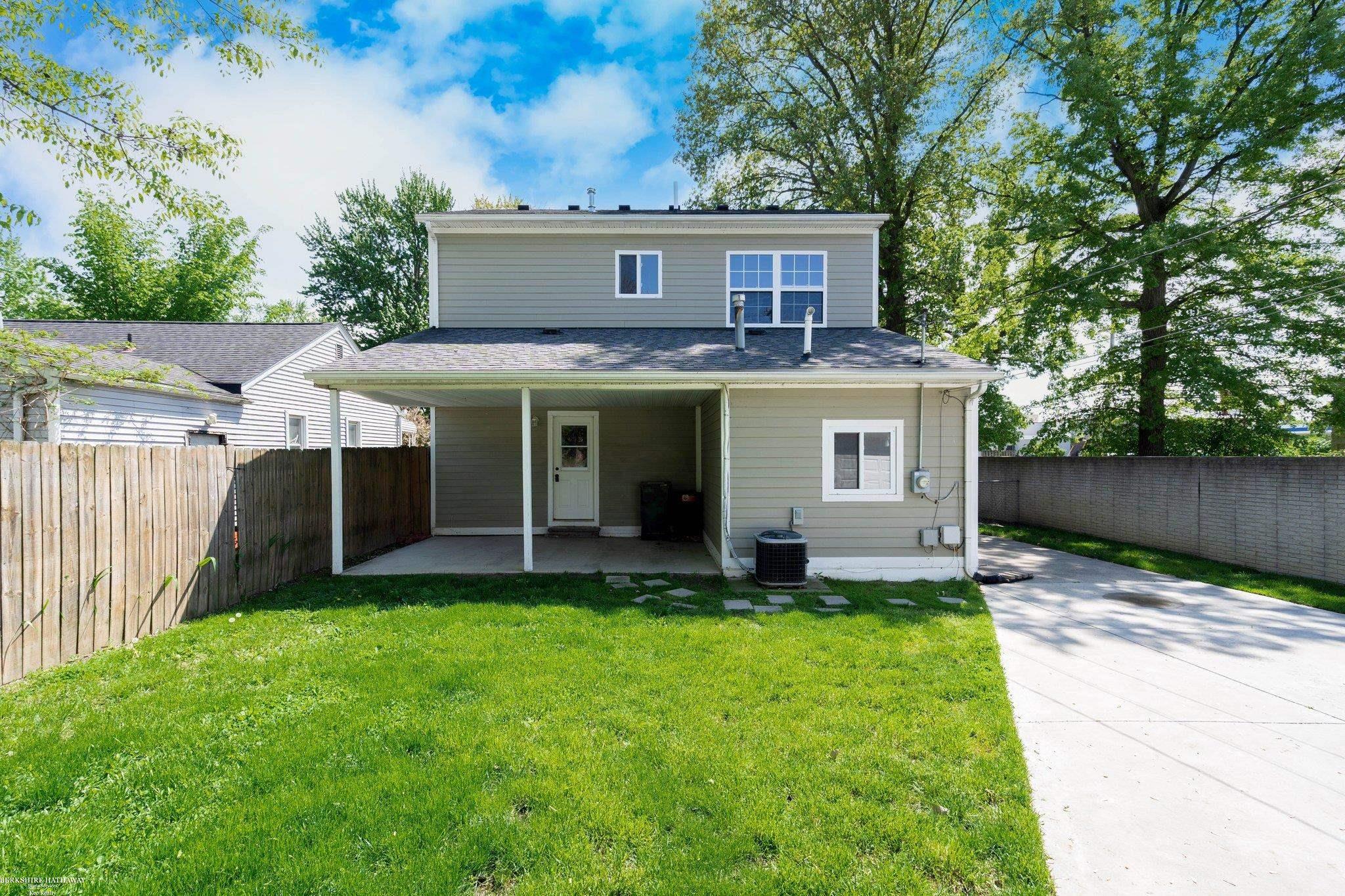 21525 Brys Drive, Saint Clair Shores, MI, 48080