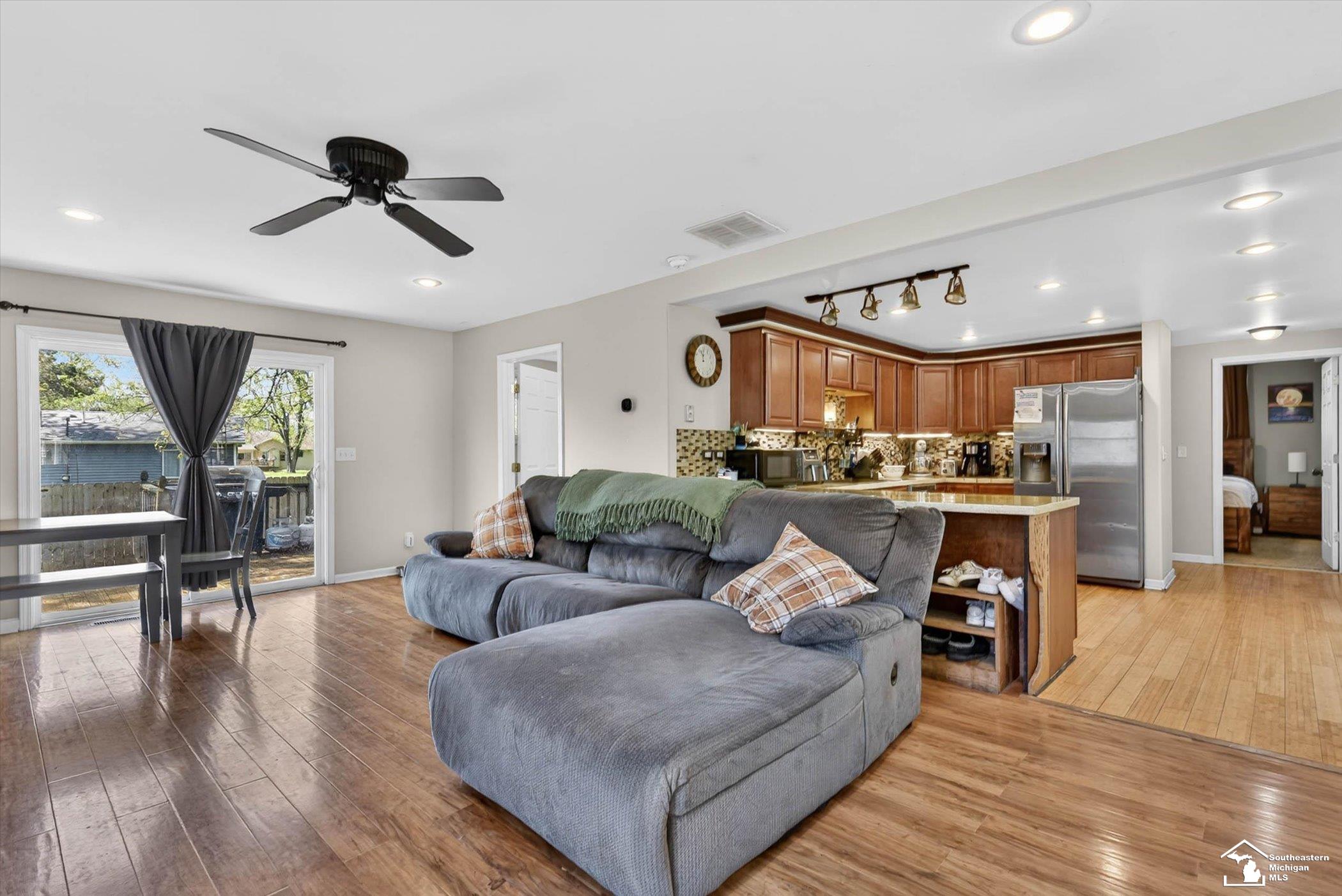 7795 Glenfield Drive, Monroe, MI, 48161