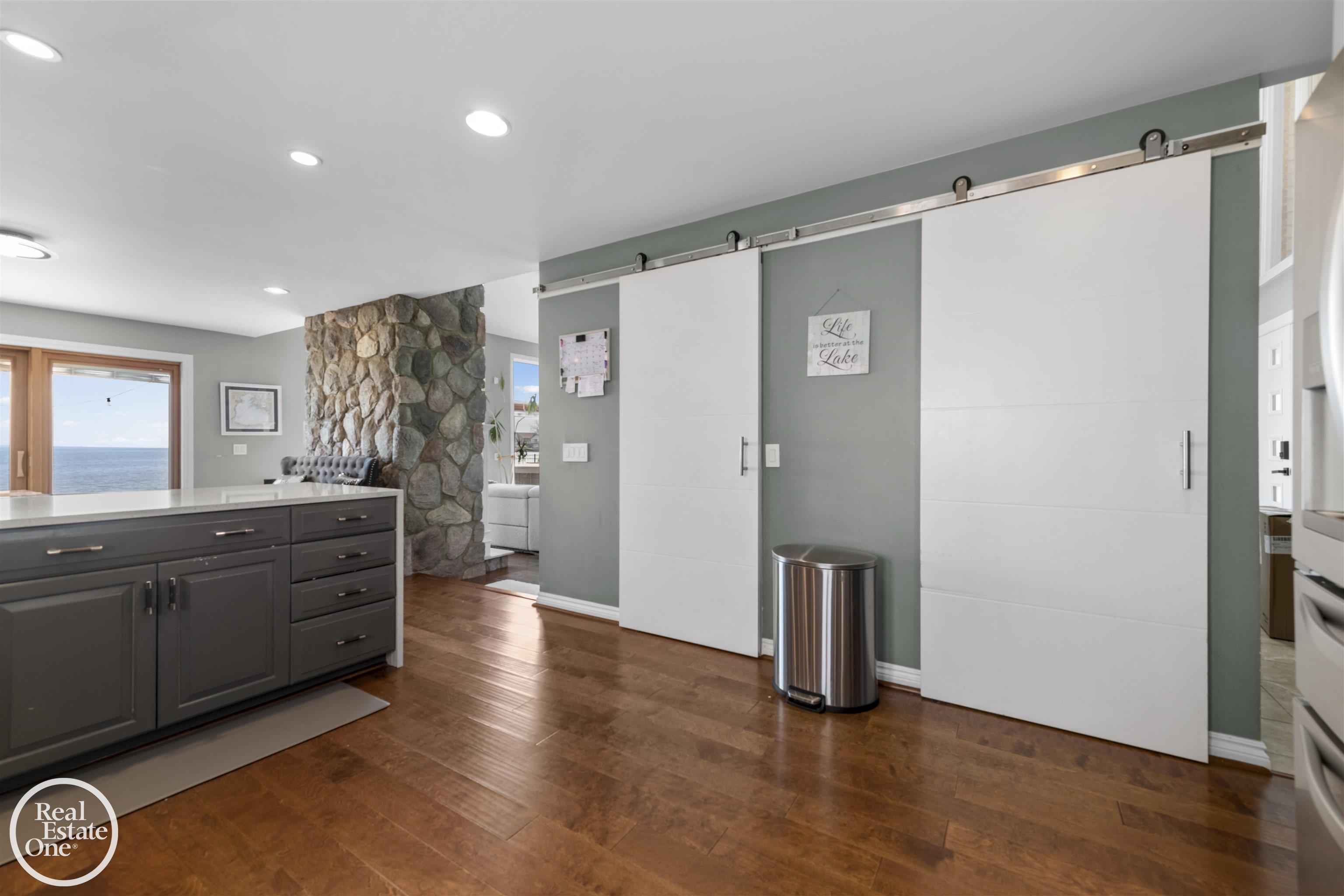 22539 Maple Street, Saint Clair Shores, MI, 48081