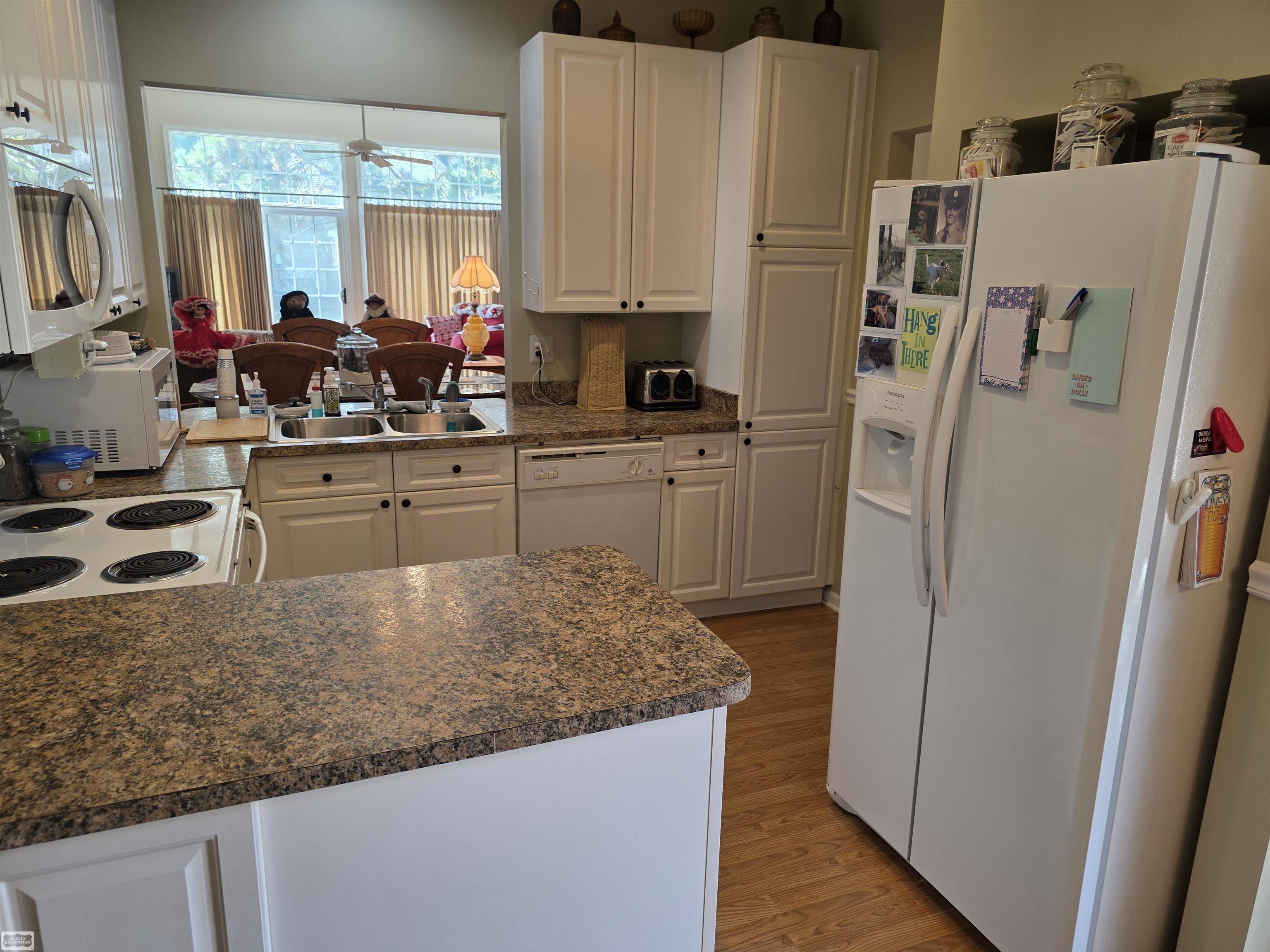 13313 Wyndemere Circle, Sterling Heights, MI, 48313