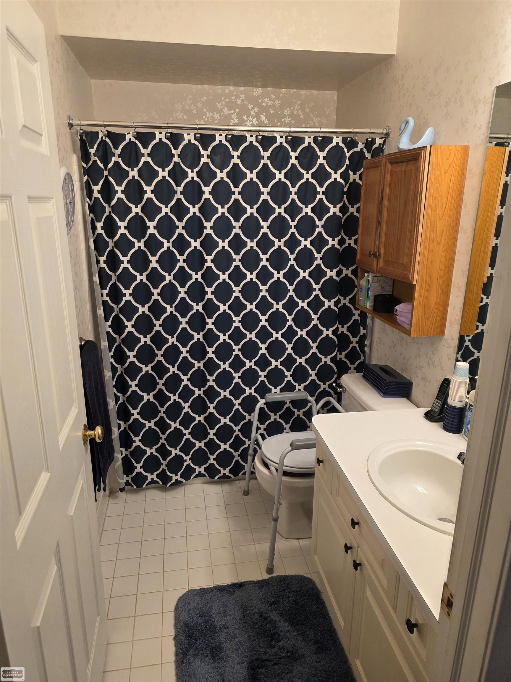 13313 Wyndemere Circle, Sterling Heights, MI, 48313