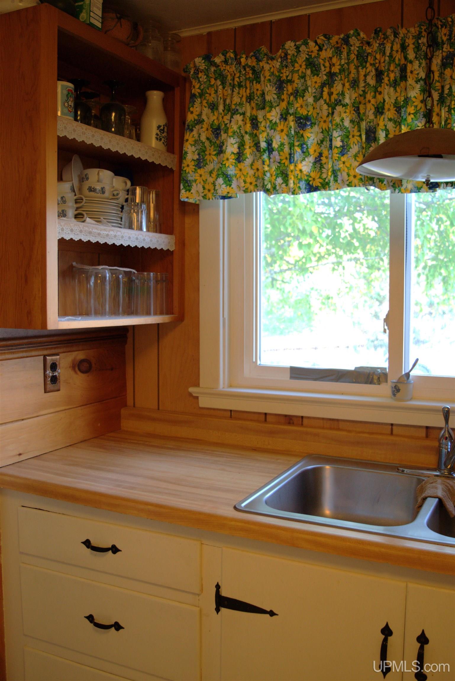 53582 Big Traverse River Road, Lake Linden, MI, 49945