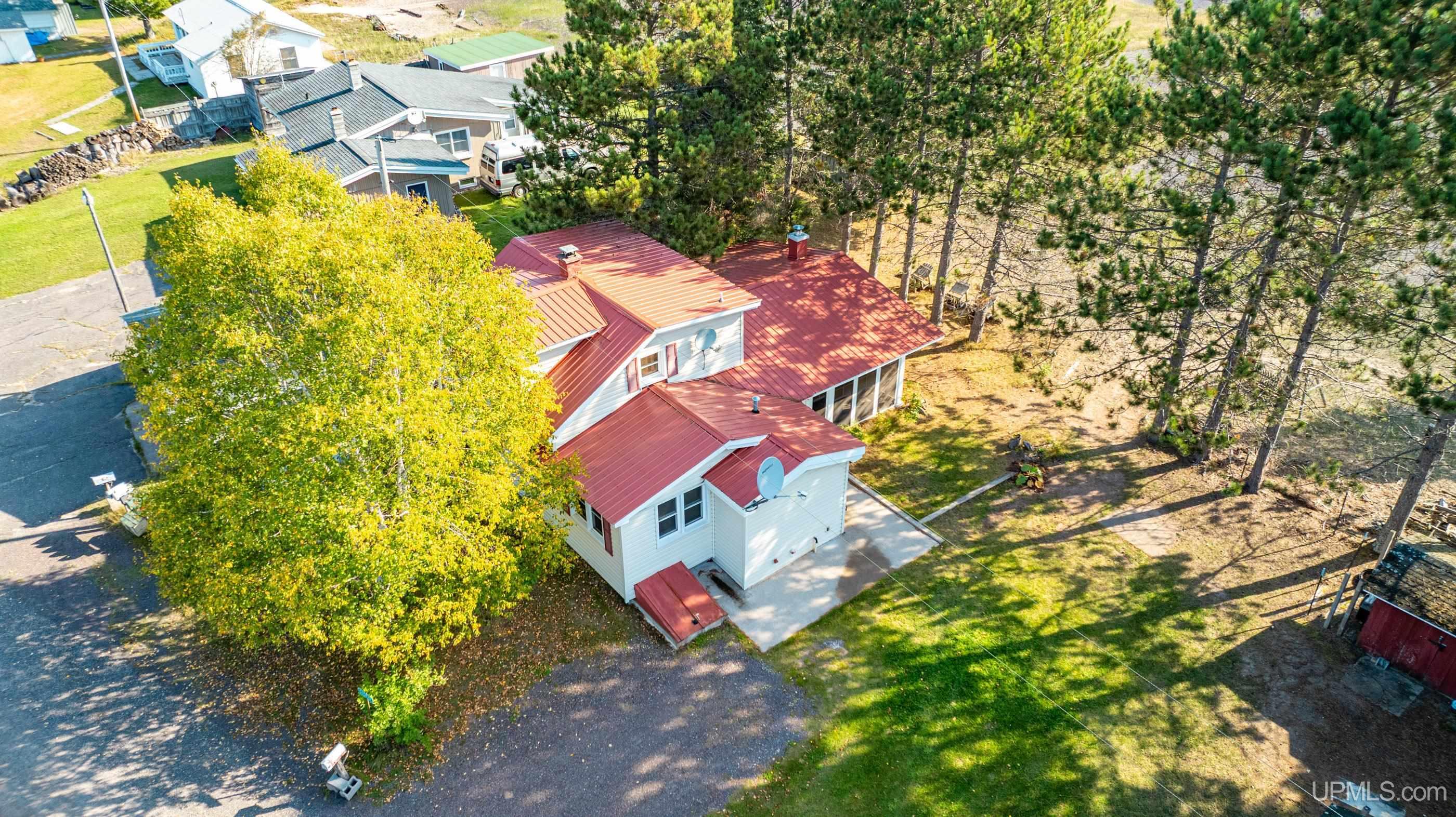 53582 Big Traverse River Road, Lake Linden, MI, 49945