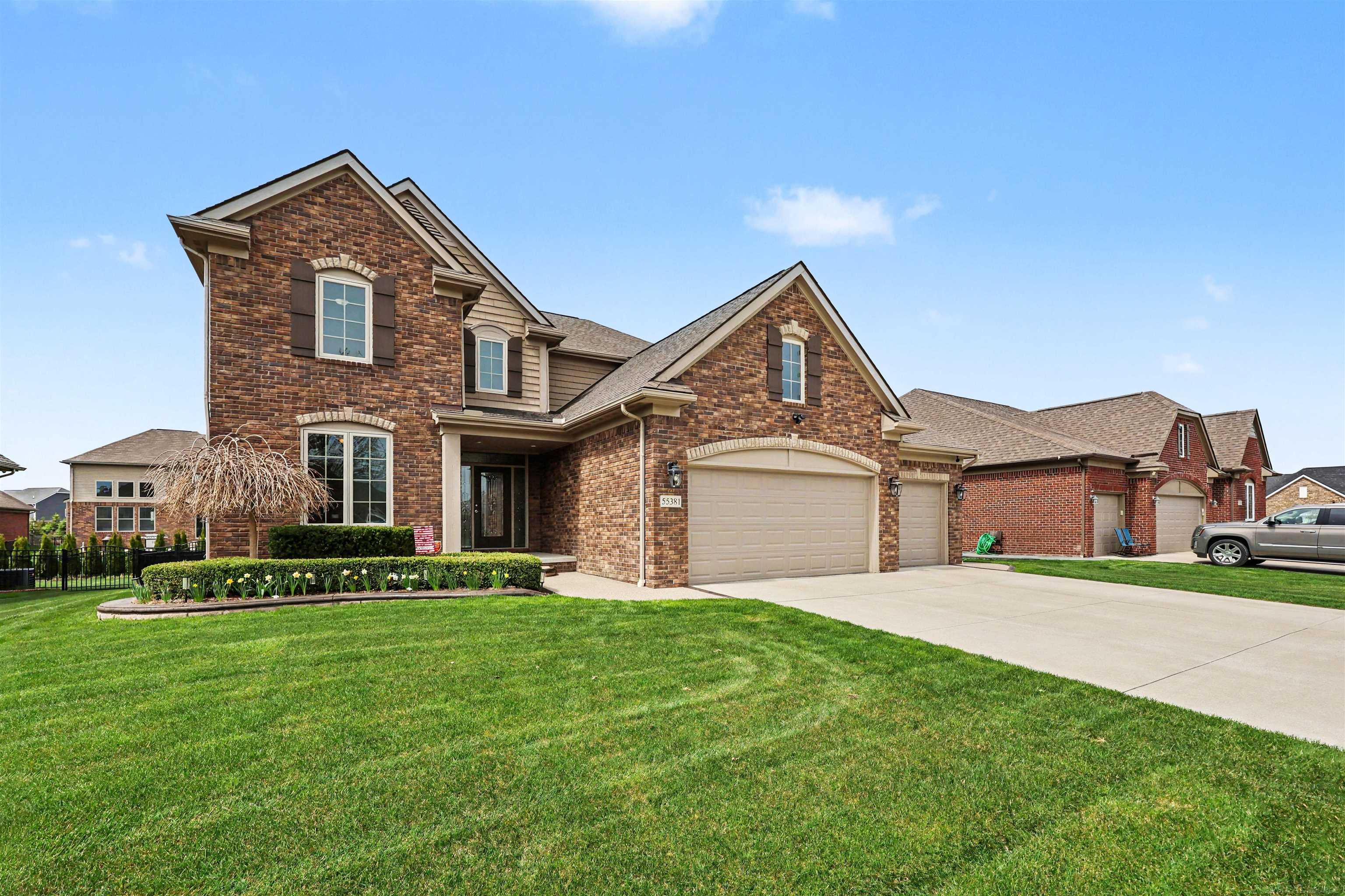 Megan Webster Featured Listings