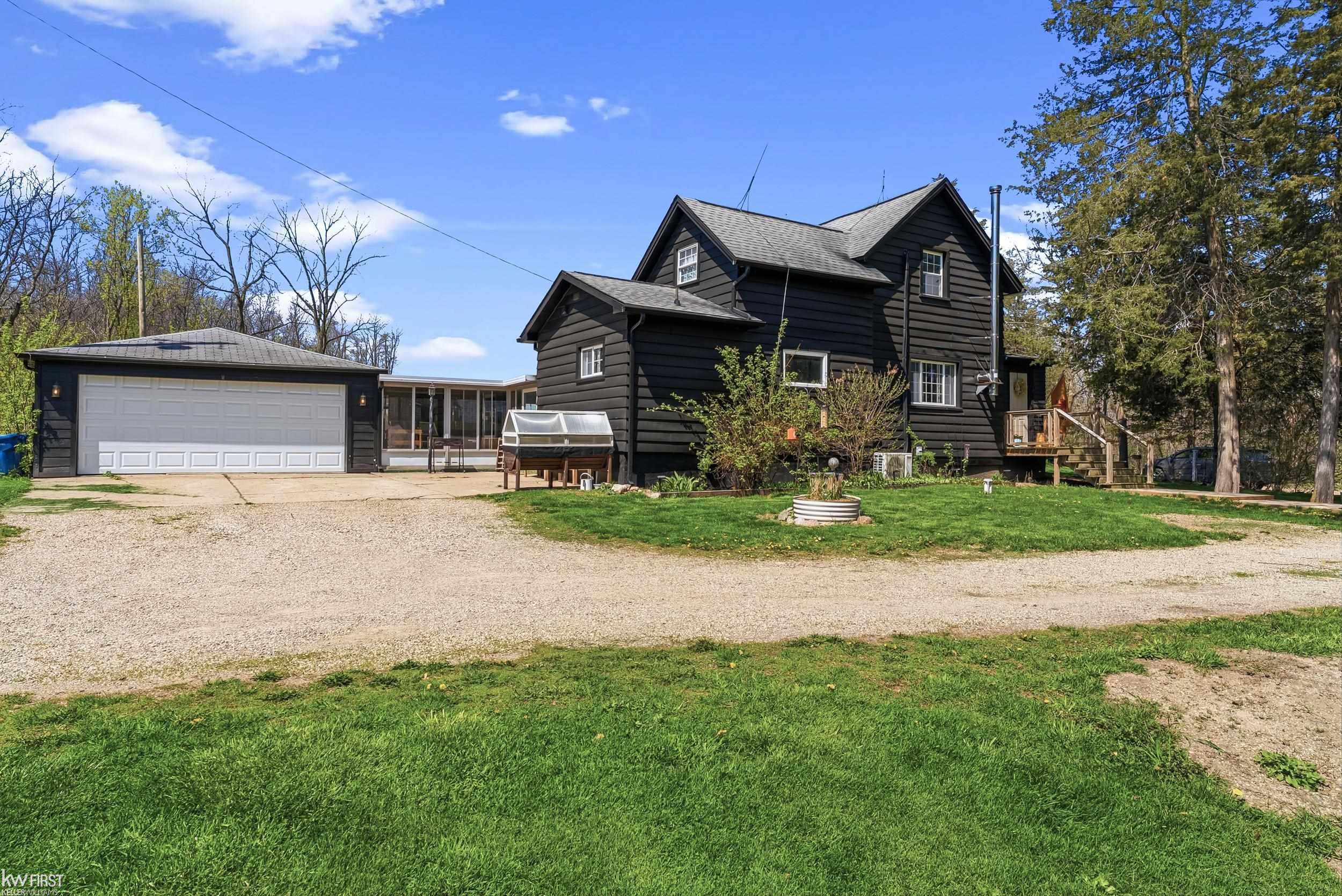 10238 Foley Road, Fenton, MI, 48430