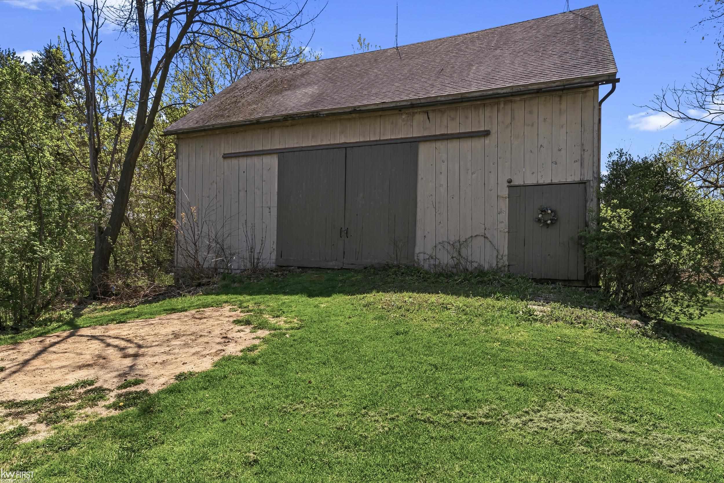 10238 Foley Road, Fenton, MI, 48430
