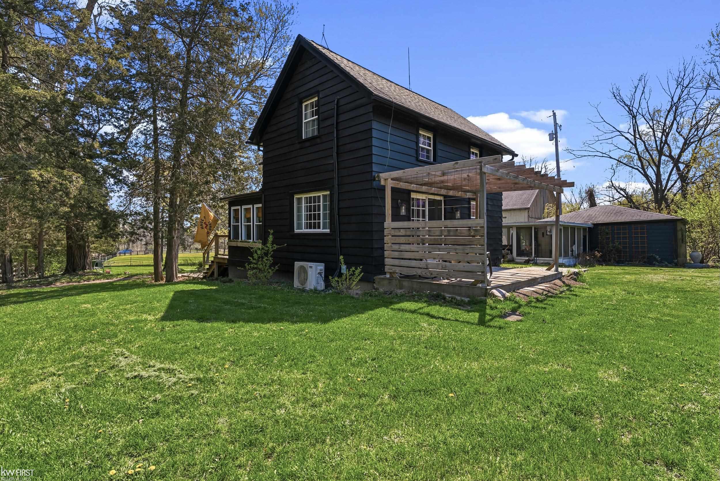 10238 Foley Road, Fenton, MI, 48430