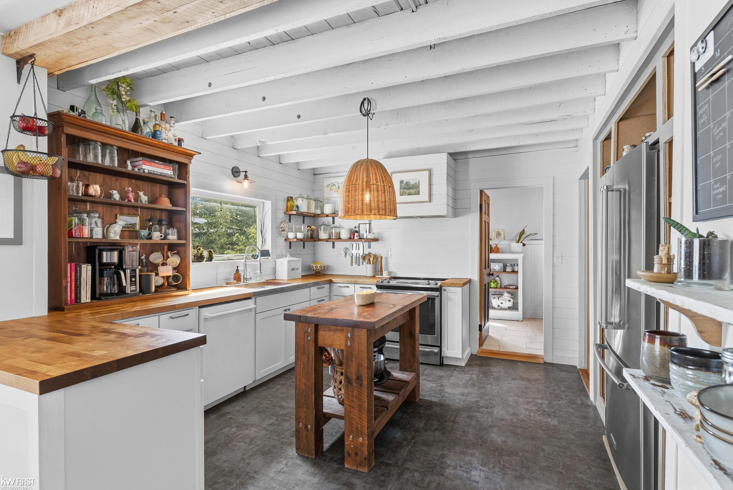 10238 Foley Road, Fenton, MI, 48430