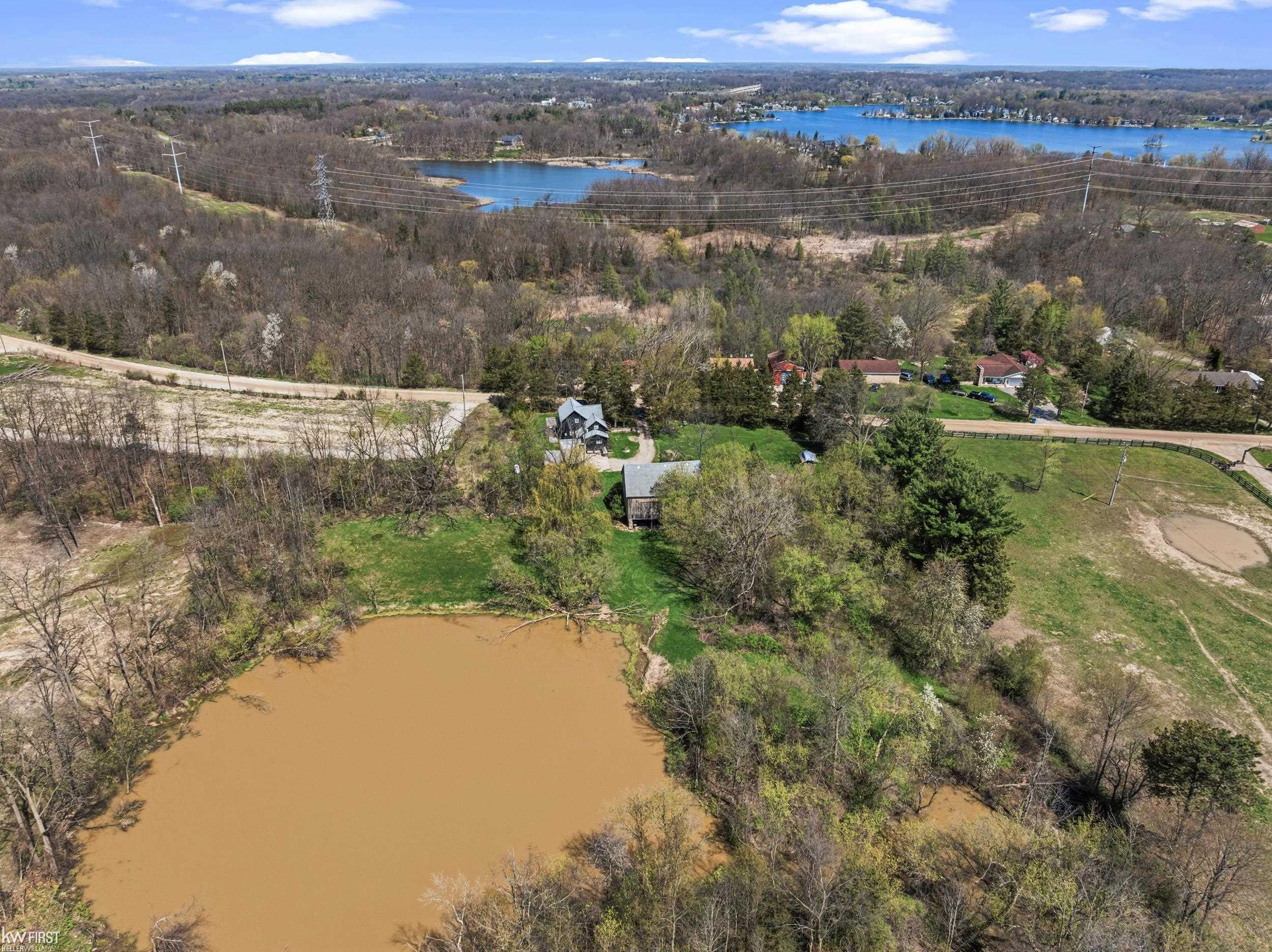 10238 Foley Road, Fenton, MI, 48430