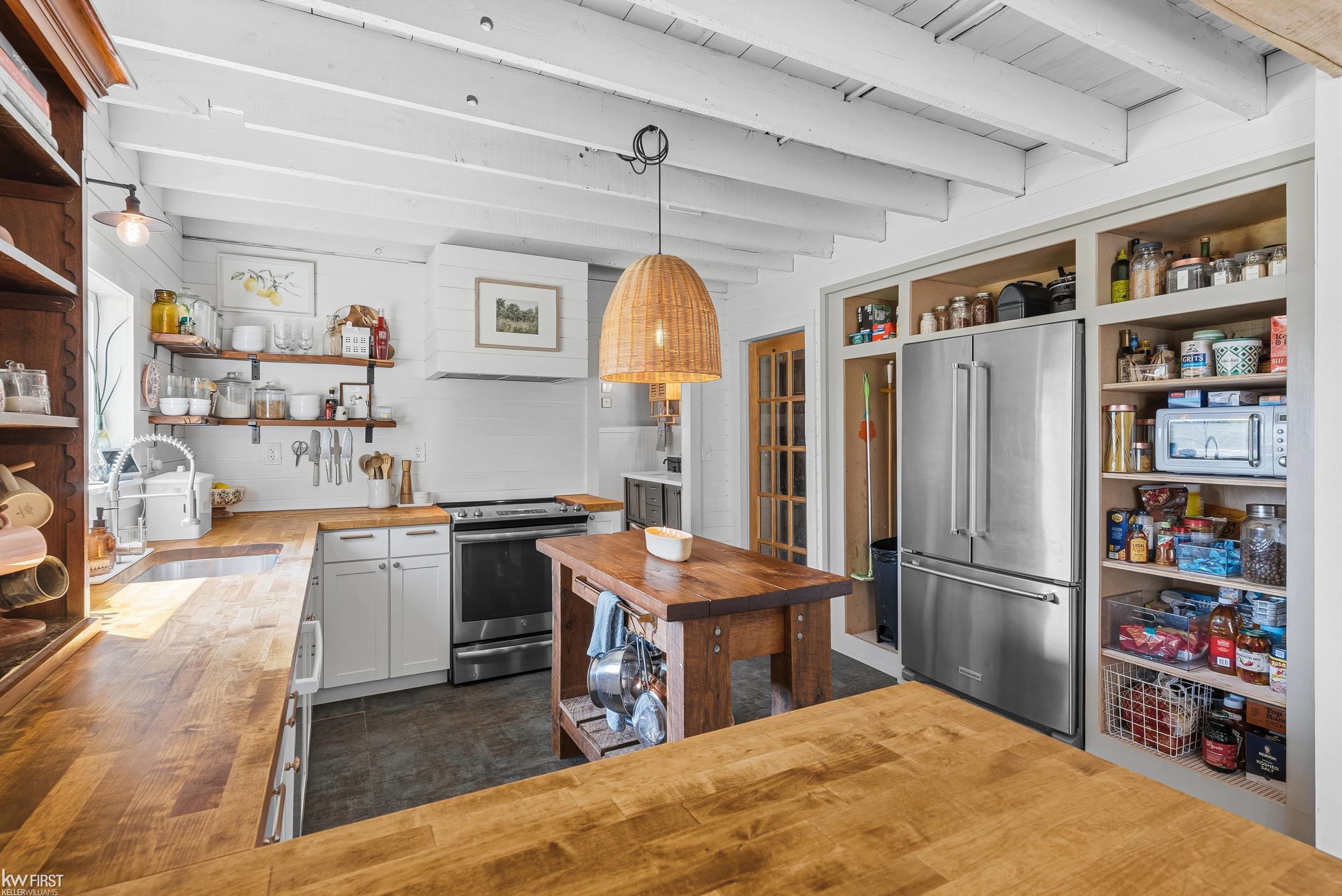 10238 Foley Road, Fenton, MI, 48430