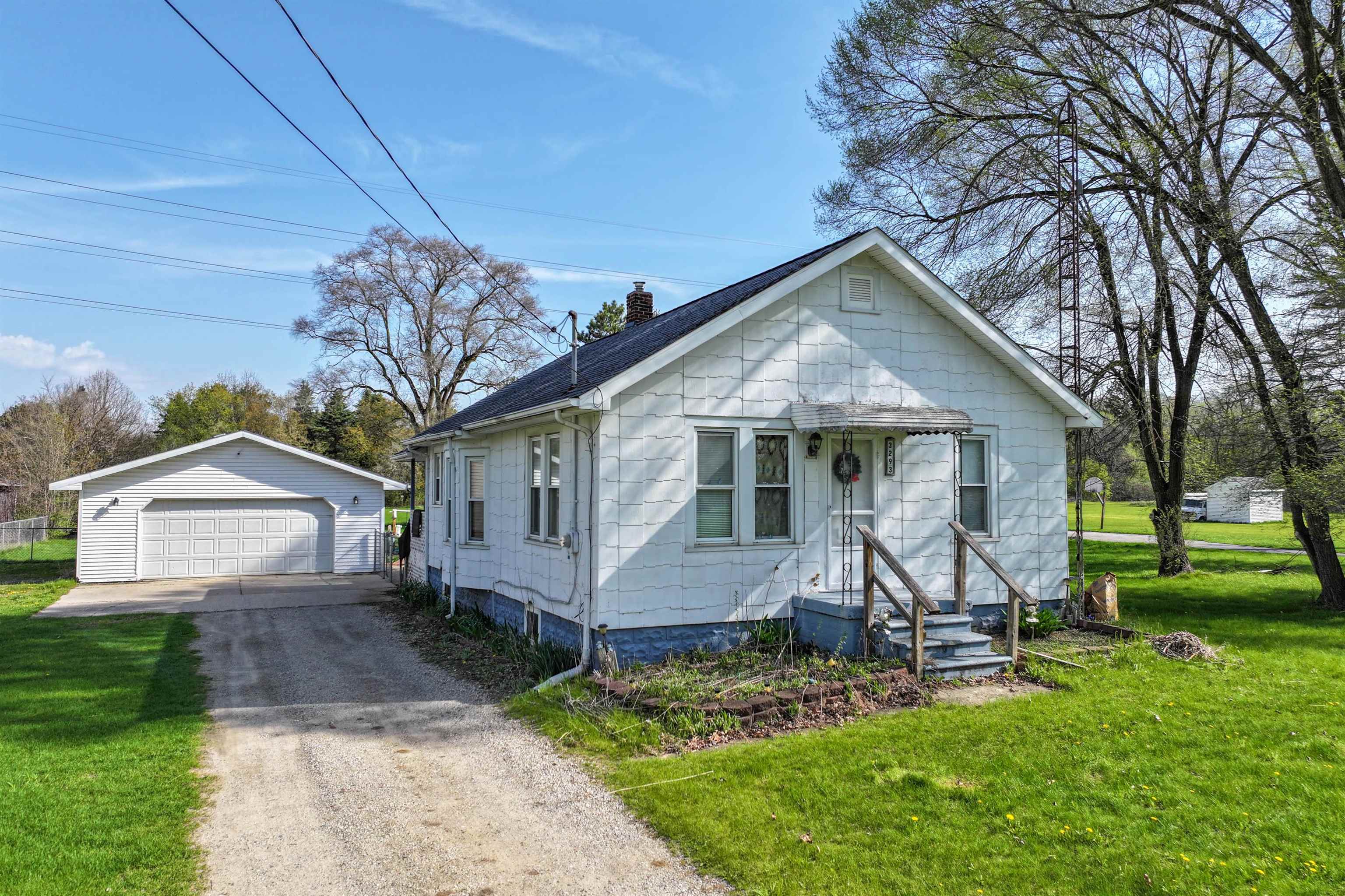 3293 E Pierson Road, Flint, MI, 48506