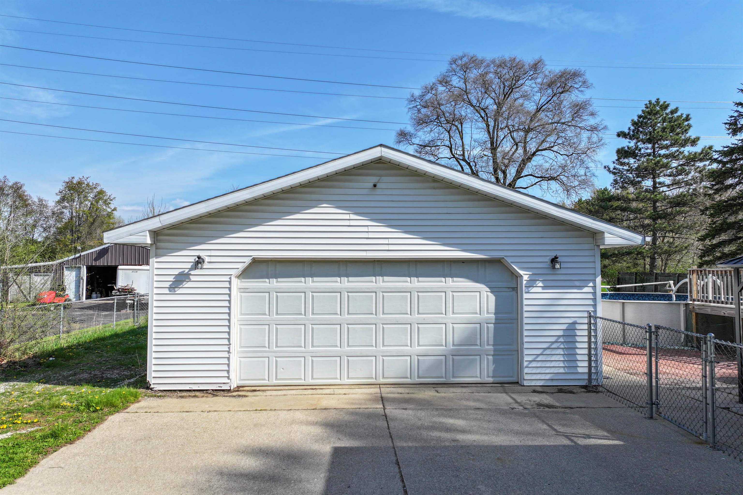 3293 E Pierson Road, Flint, MI, 48506