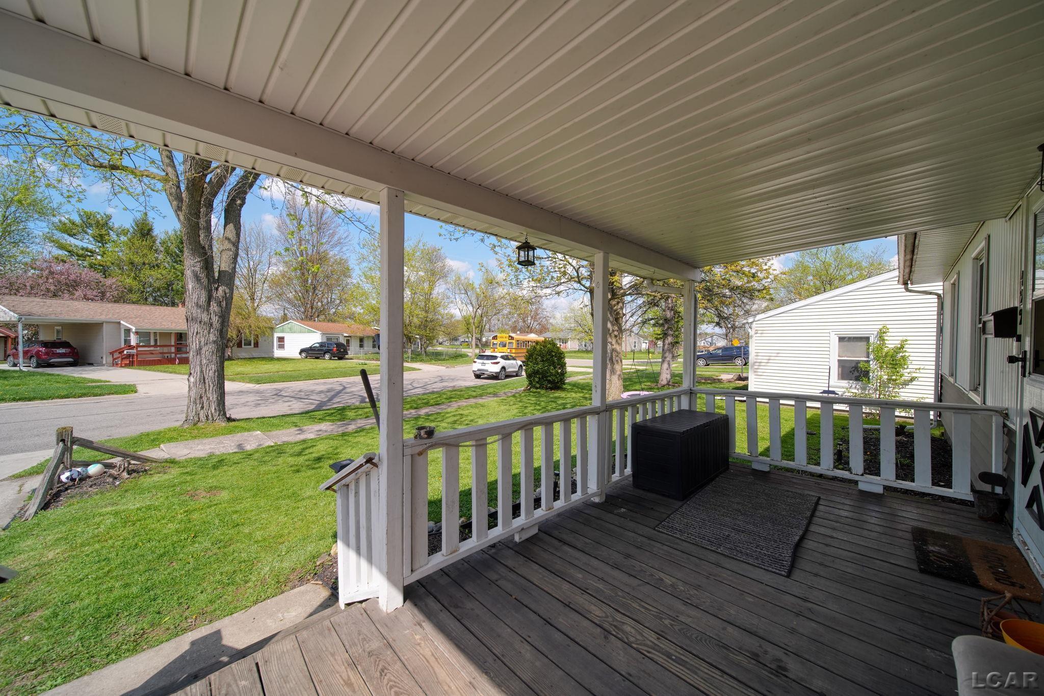 422 May Drive, Adrian, MI, 49221
