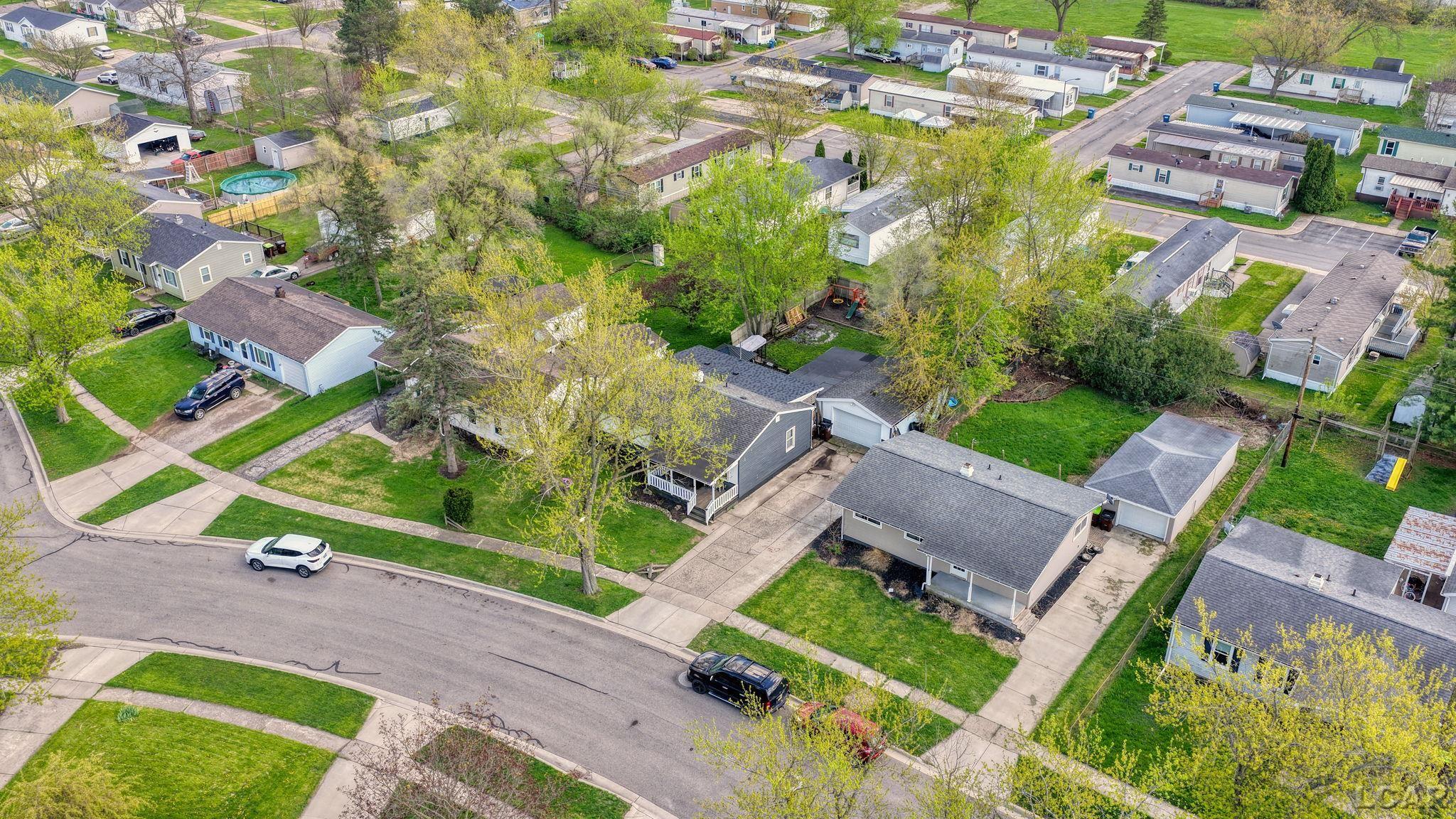422 May Drive, Adrian, MI, 49221